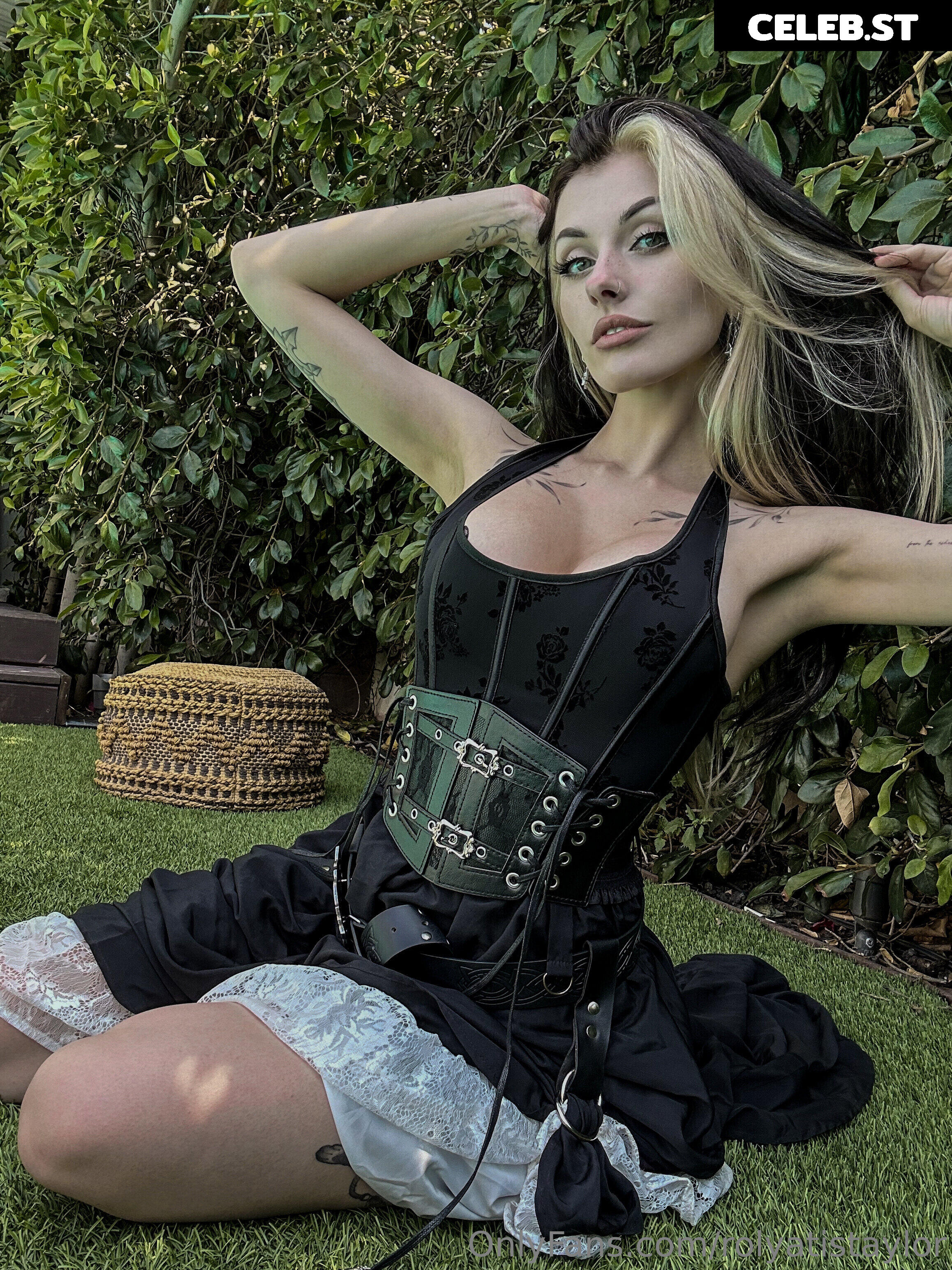 Rolyatistaylor Image 1092051