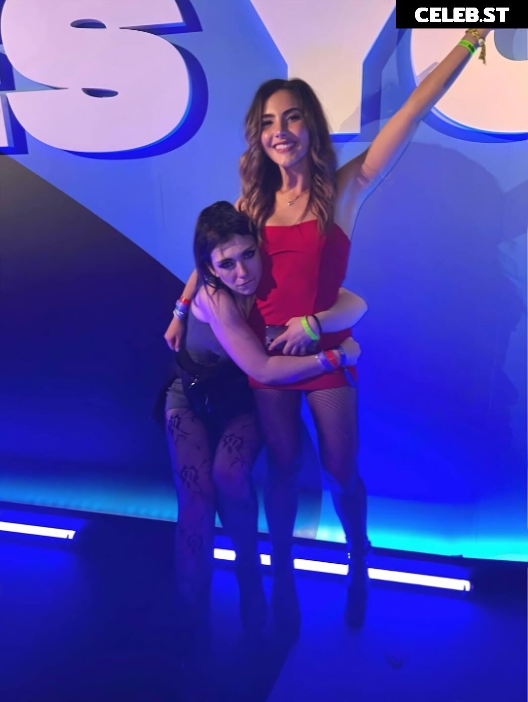 Andrea Botez (leaks = ban) Image 10929964