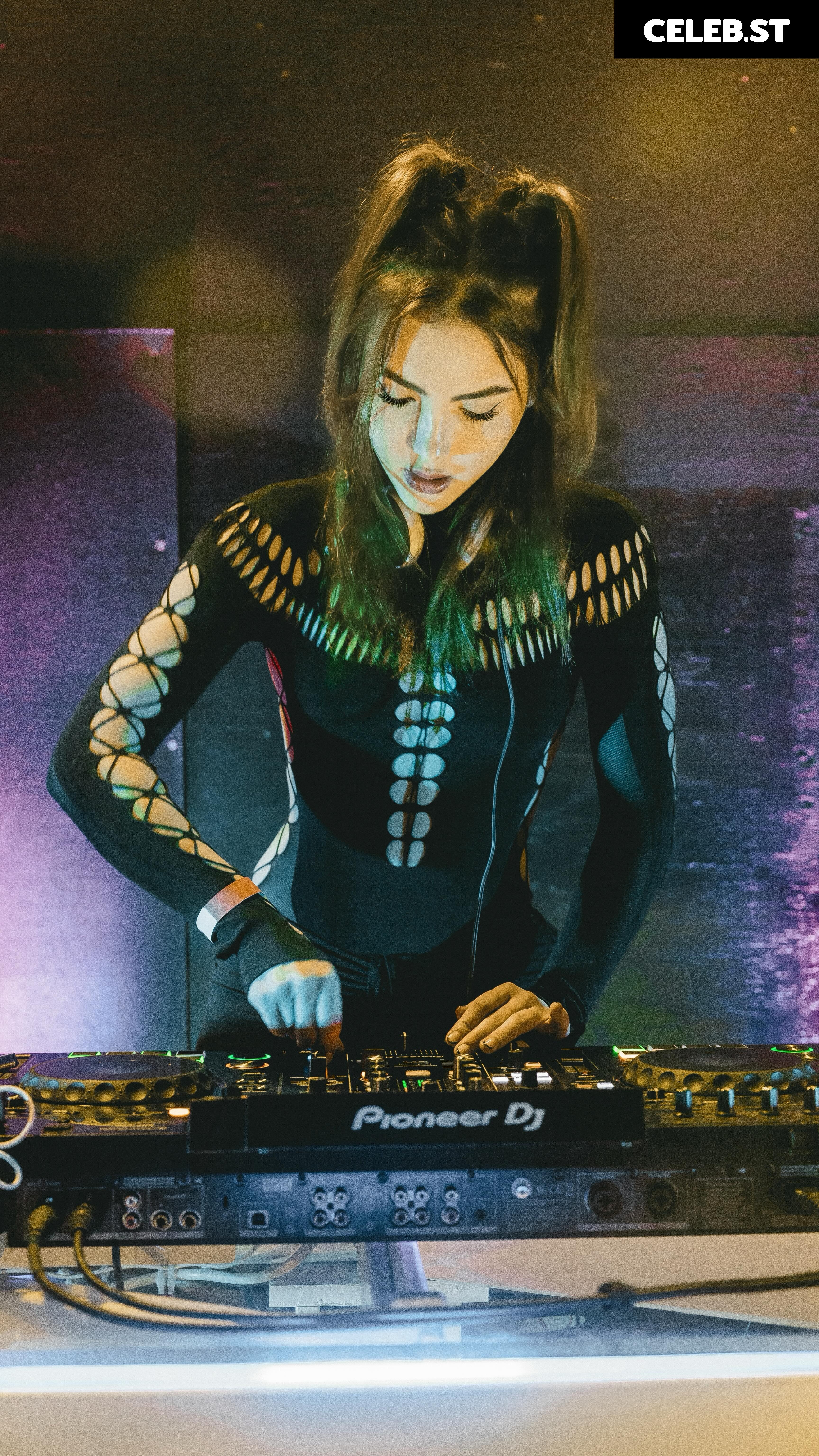 Andrea Botez (leaks = ban) Image 10929811