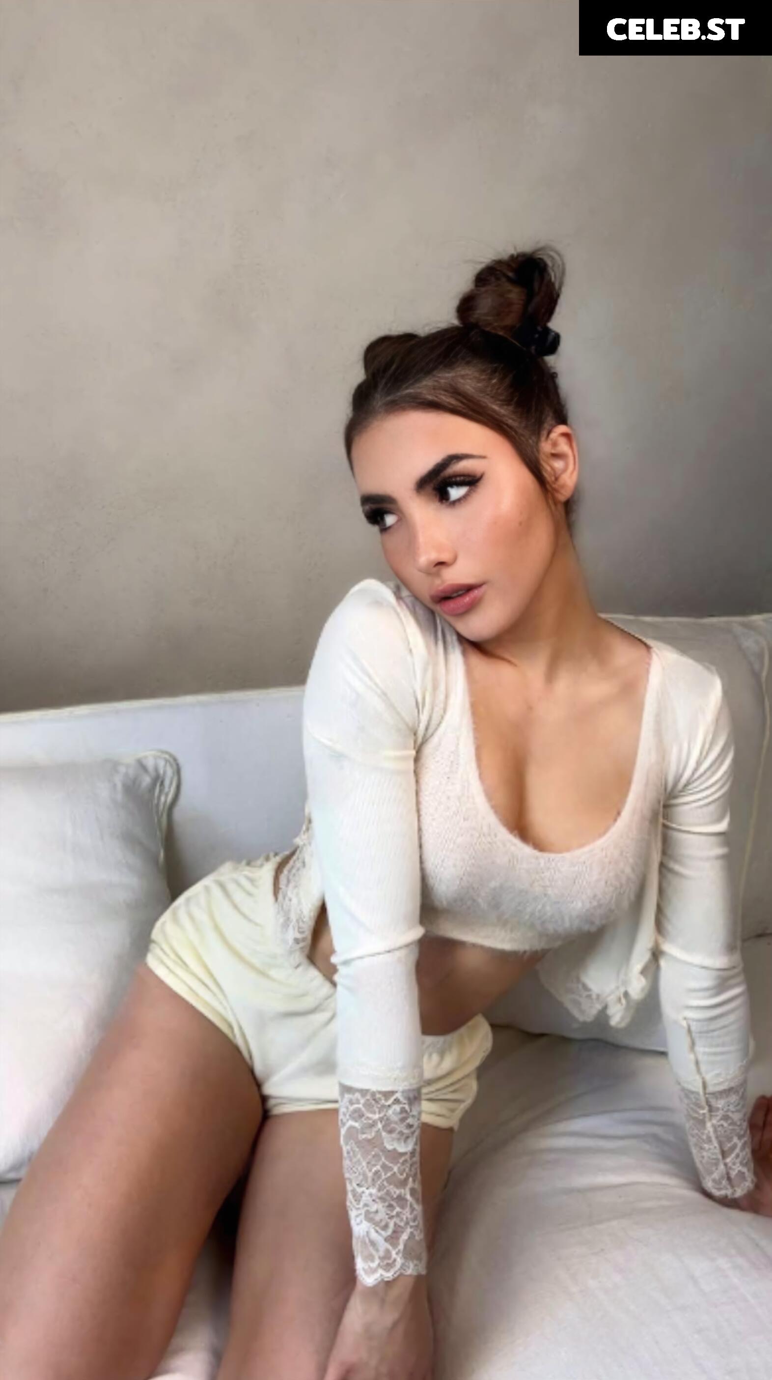 Andrea Botez (leaks = ban) Image 10929572