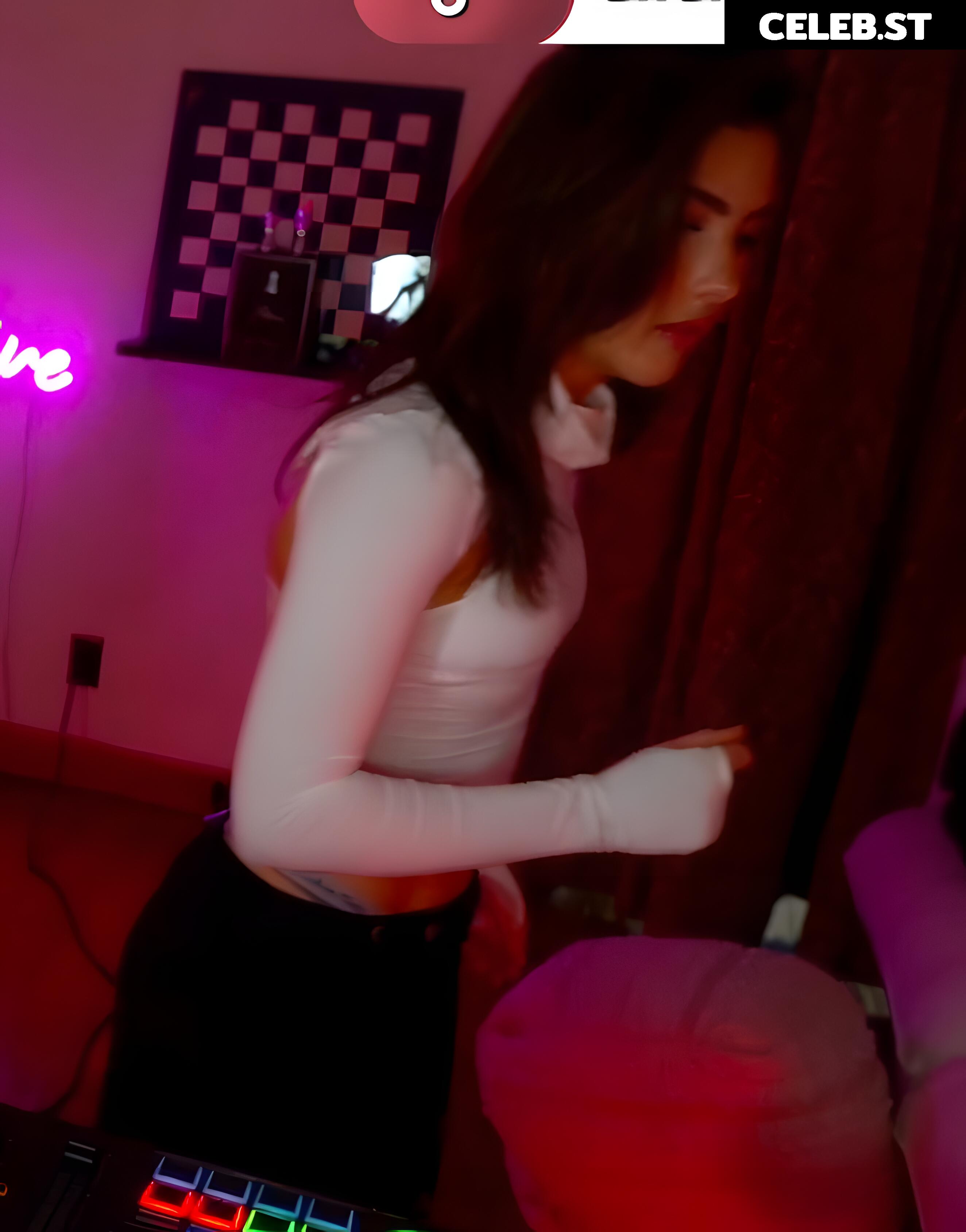 Andrea Botez (leaks = ban) Image 10929669