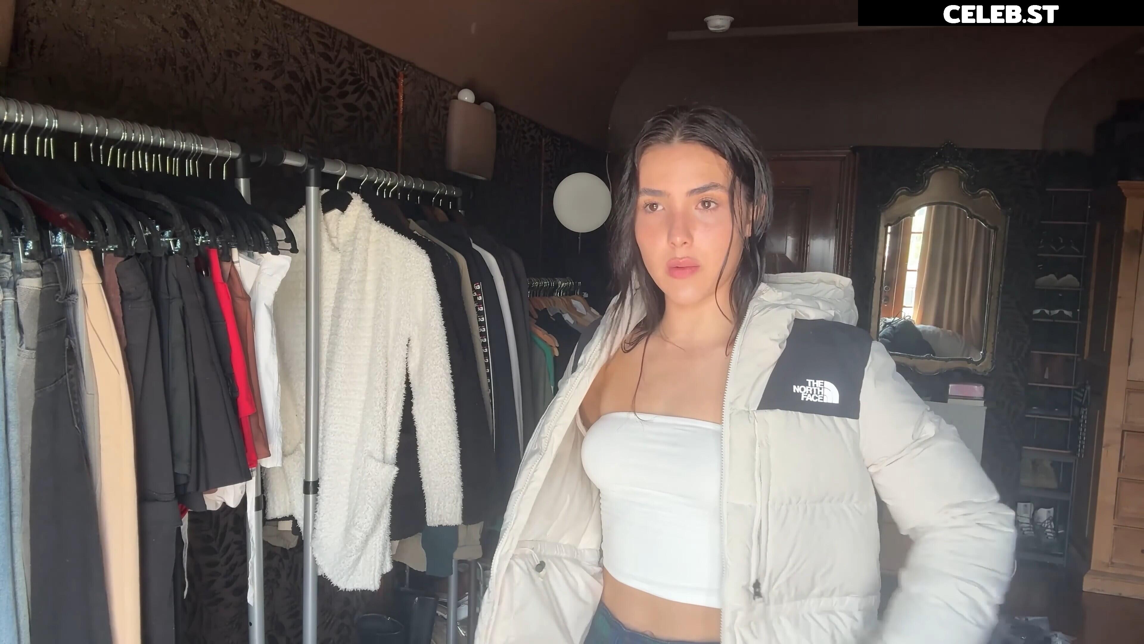 Andrea Botez (leaks = ban) Image 10935522