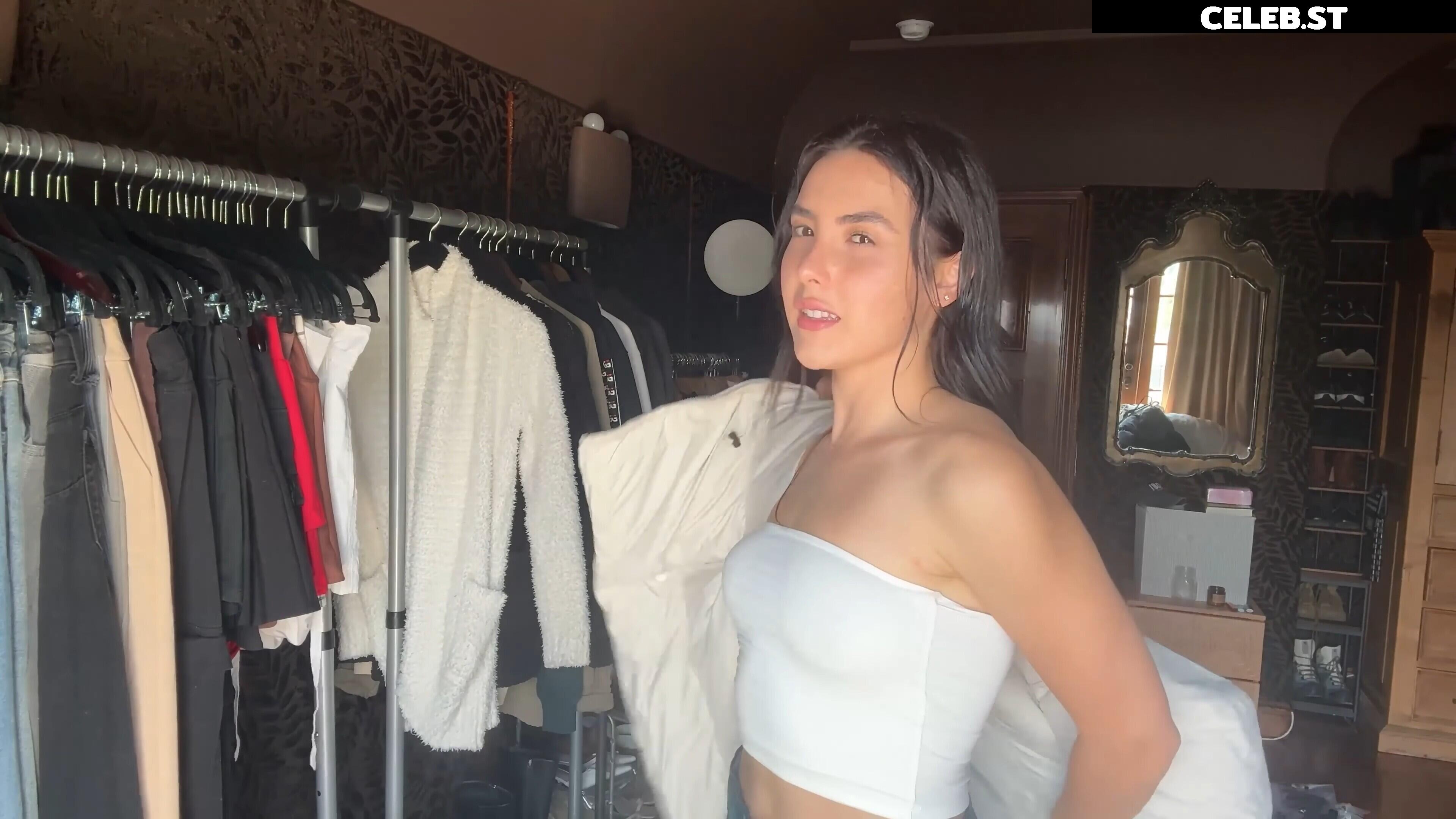 Andrea Botez (leaks = ban) Image 10935521