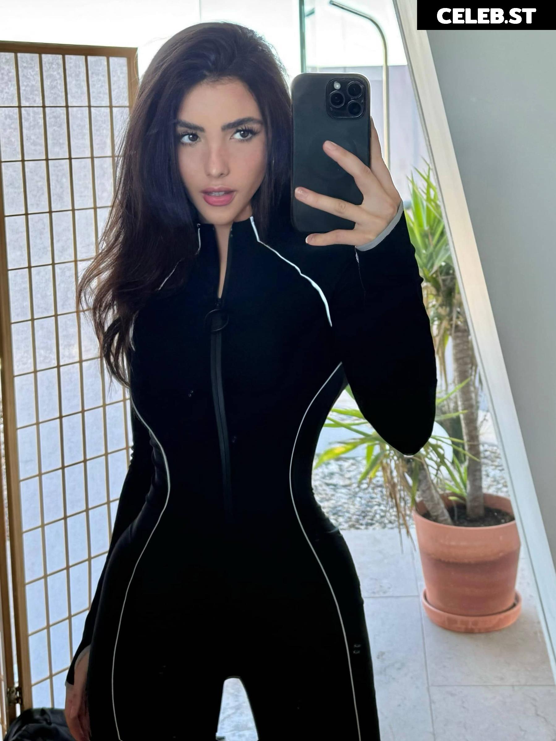 Andrea Botez (leaks = ban) Image 10934934