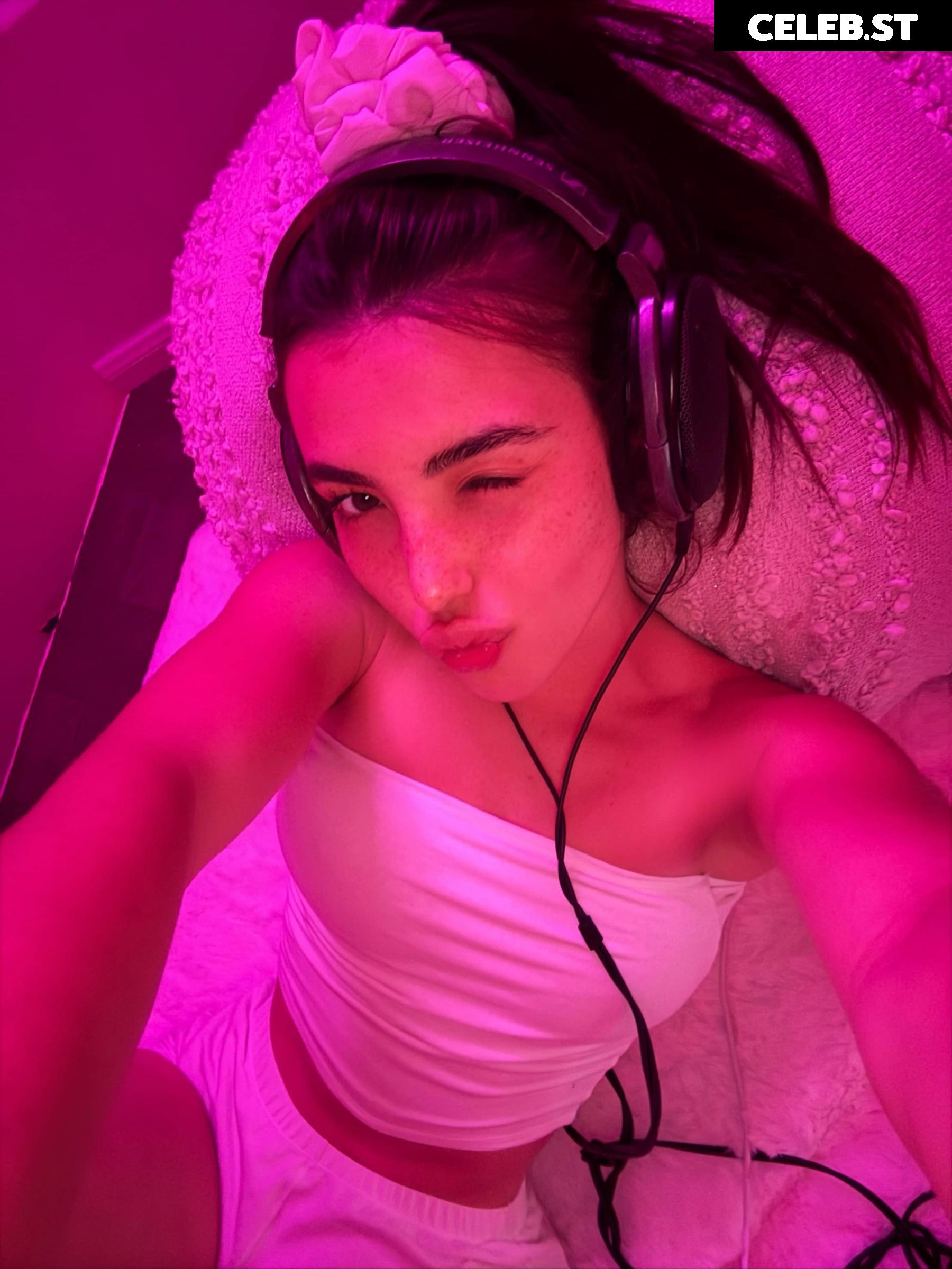 Andrea Botez (leaks = ban) Image 10934703
