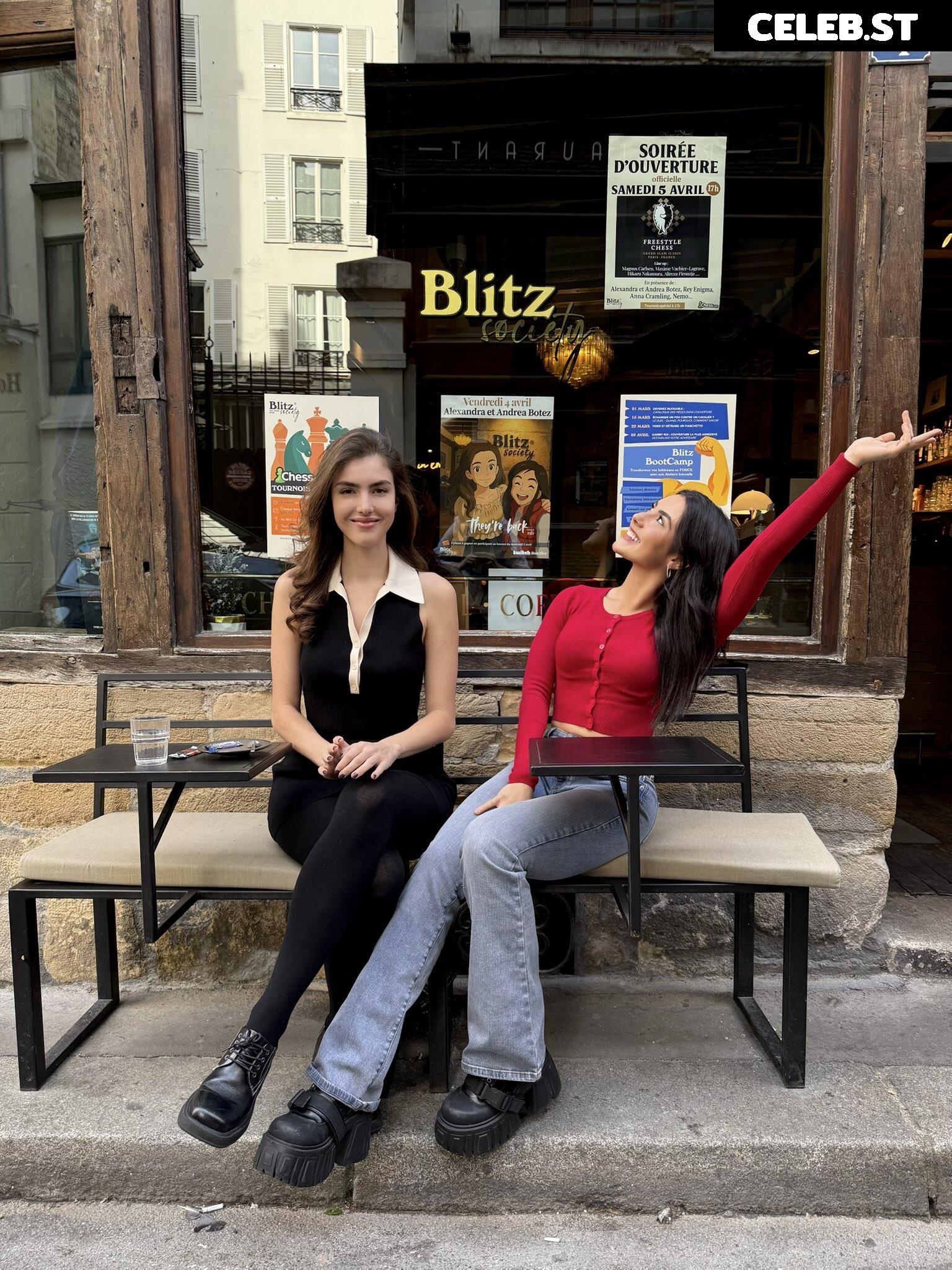 Andrea Botez (leaks = ban) Image 10934135