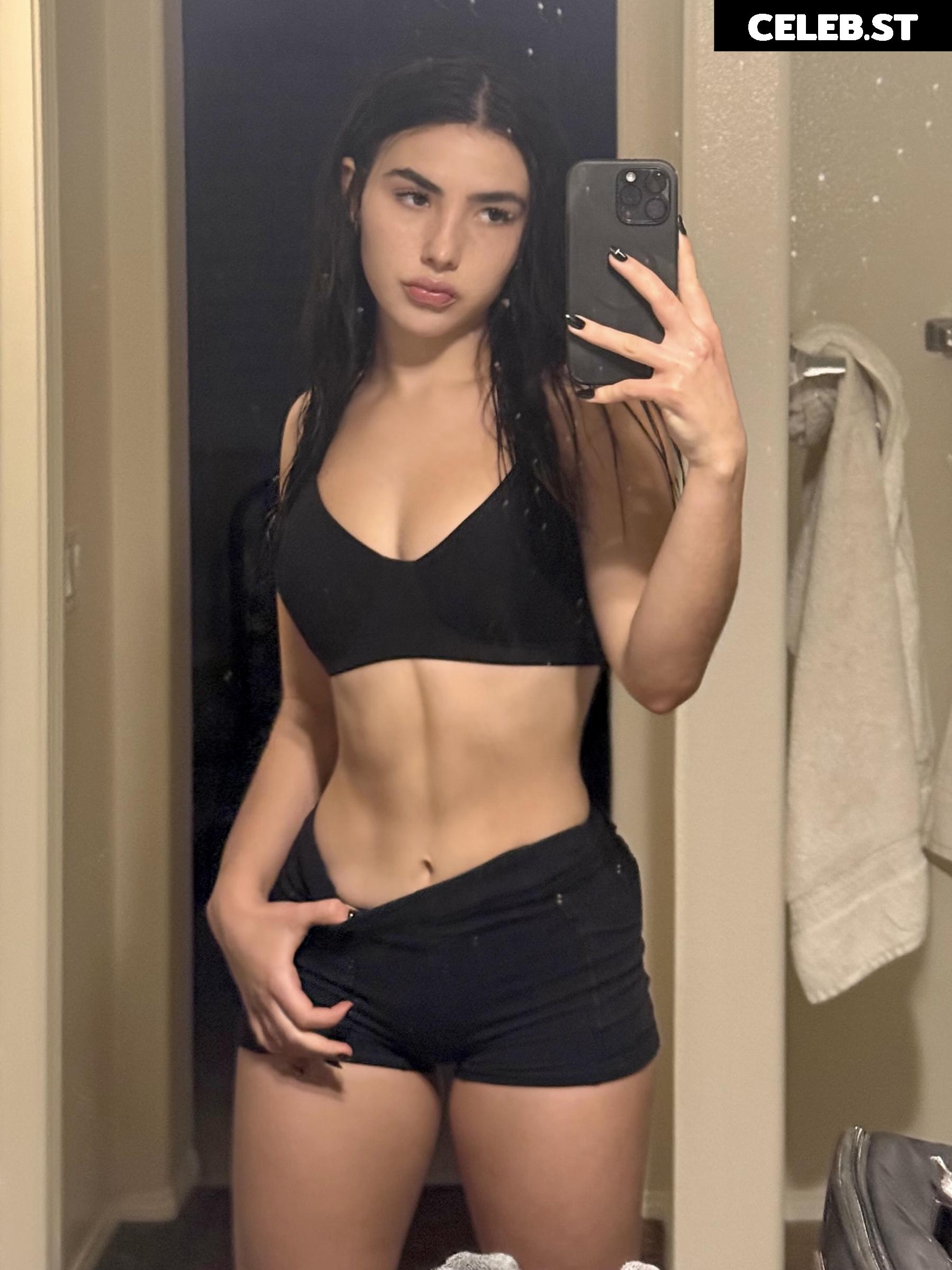 Andrea Botez (leaks = ban) Image 10934228