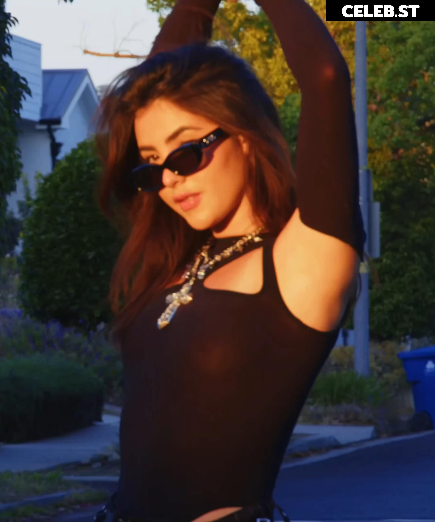 Andrea Botez (leaks = ban) Image 10931660