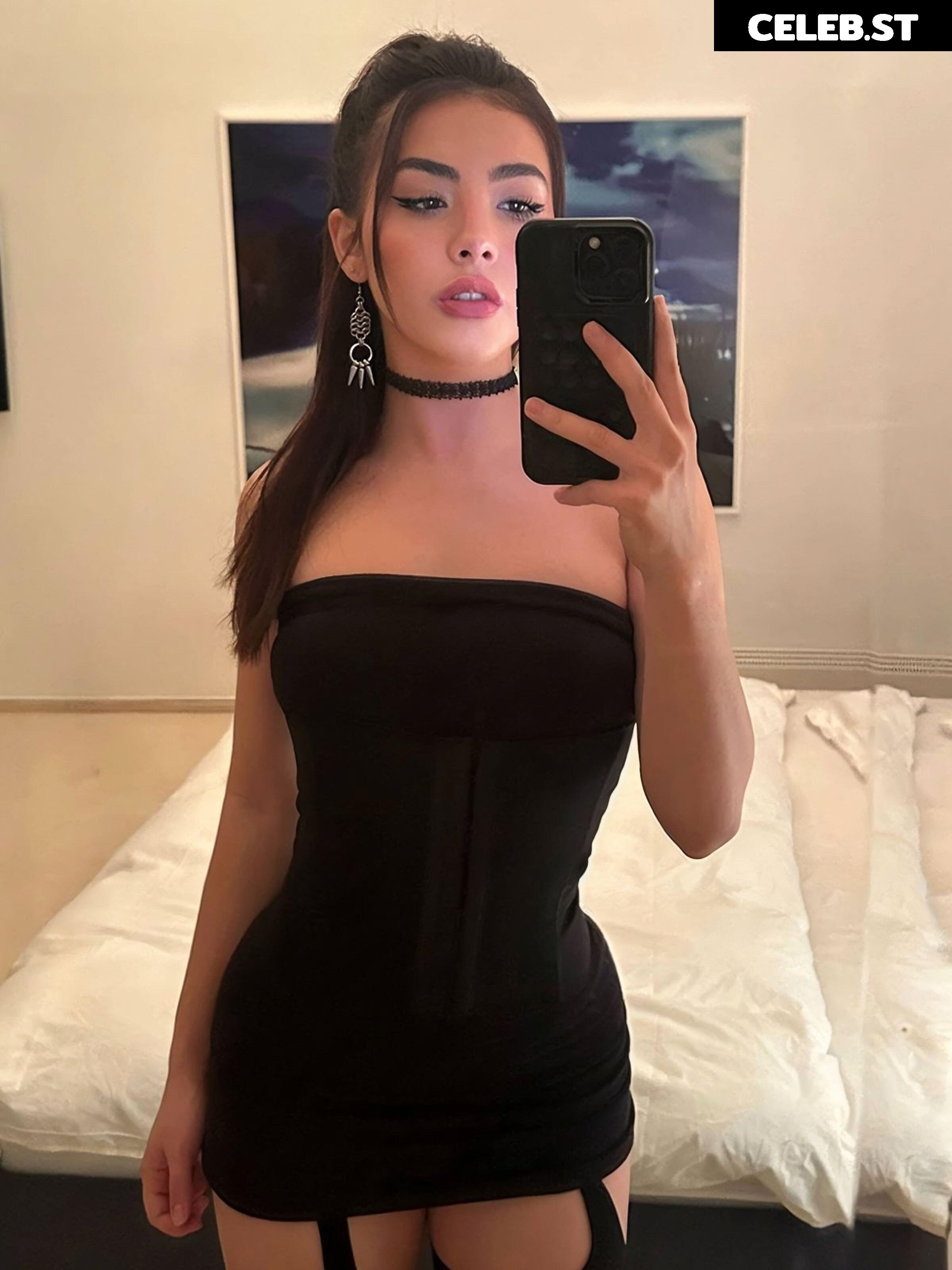 Andrea Botez (leaks = ban) Image 10931118