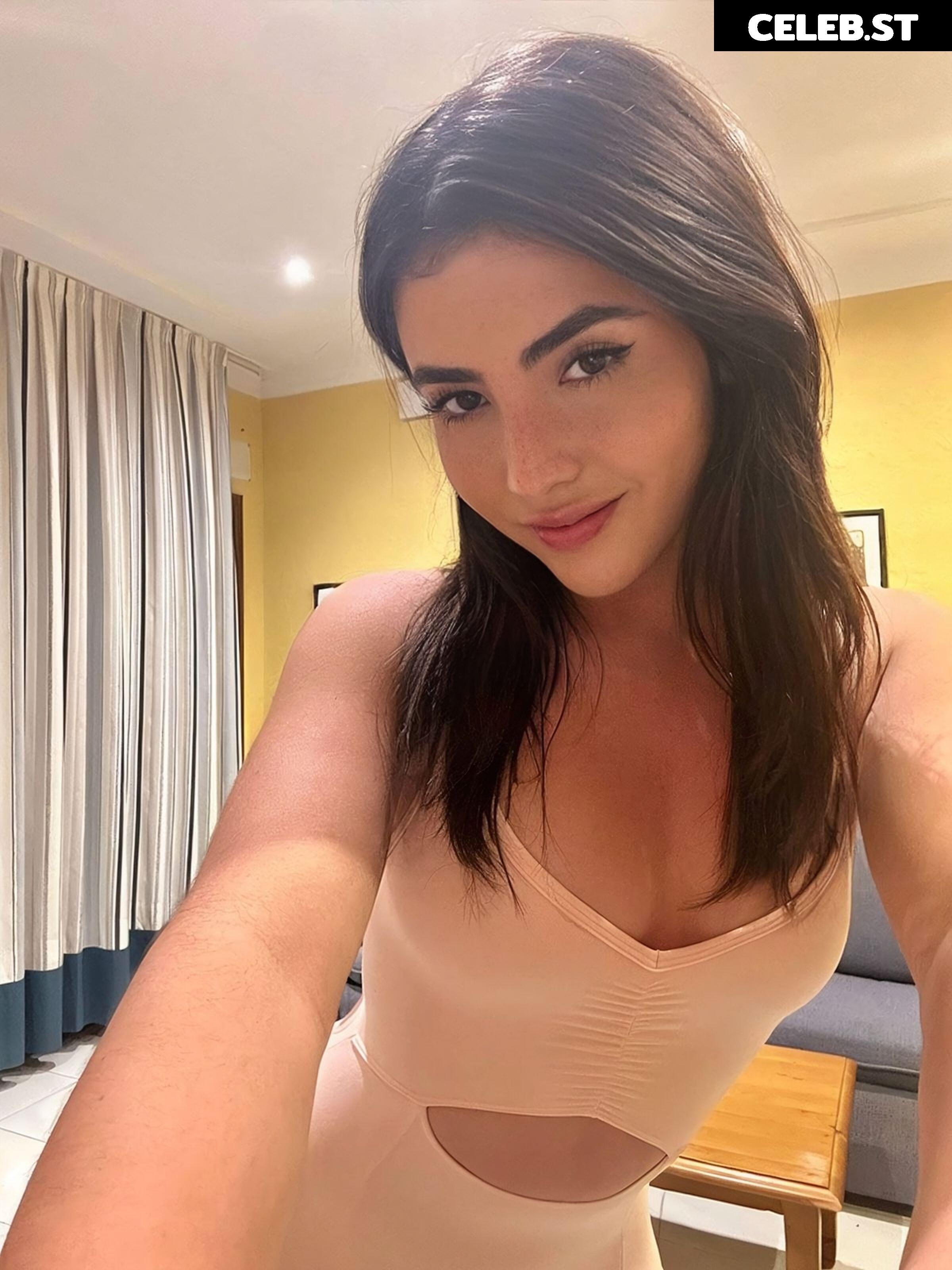Andrea Botez (leaks = ban) Image 10931158