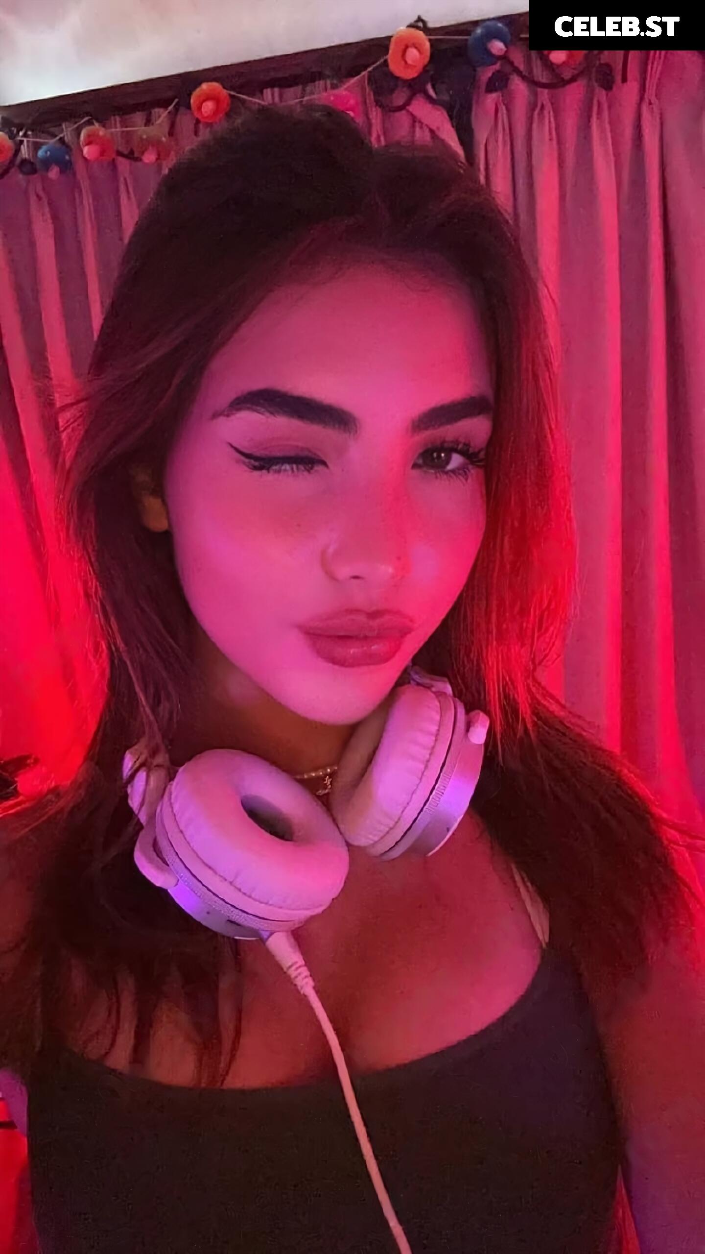 Andrea Botez (leaks = ban) Image 10930528