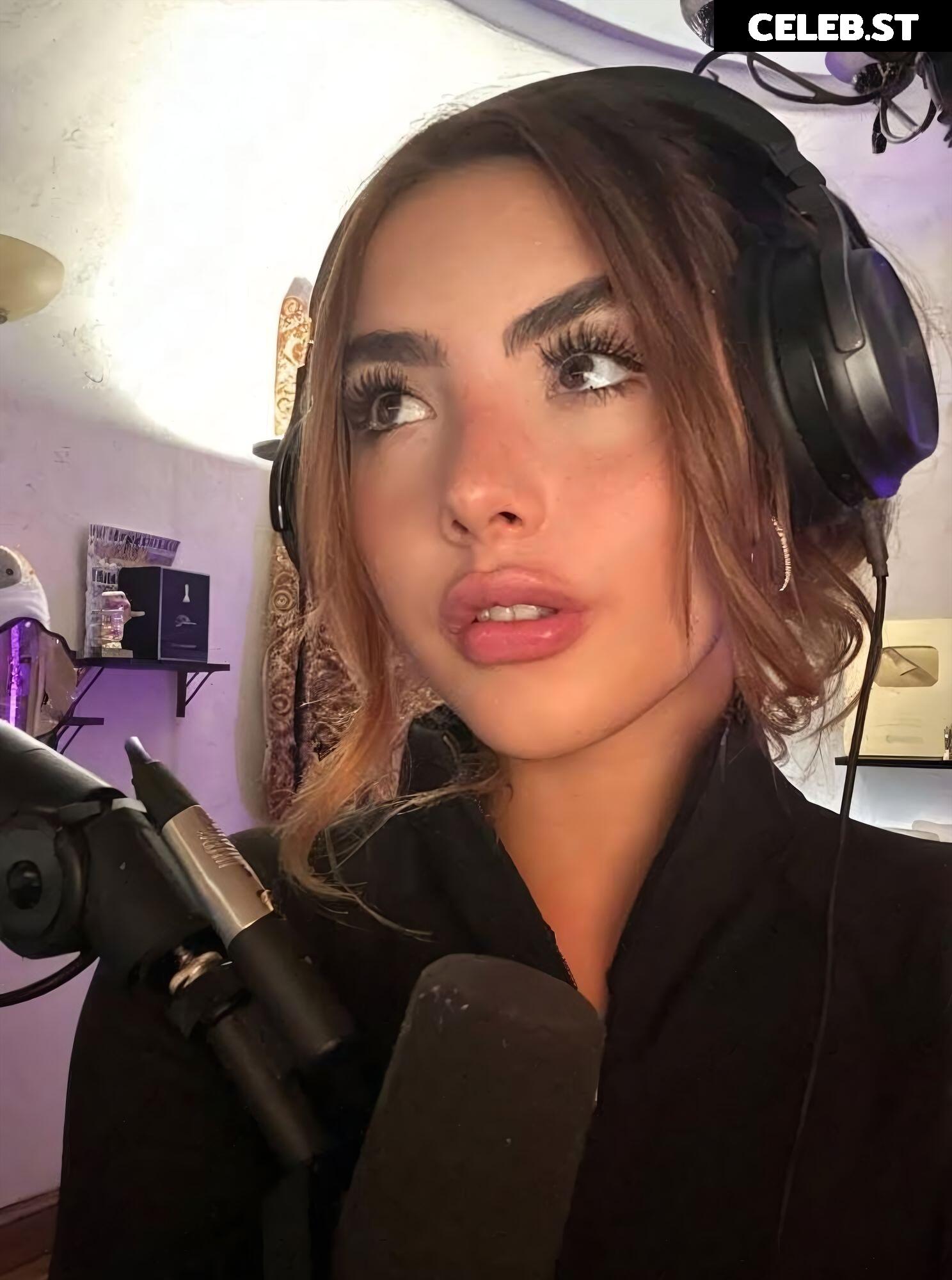 Andrea Botez (leaks = ban) Image 10930558