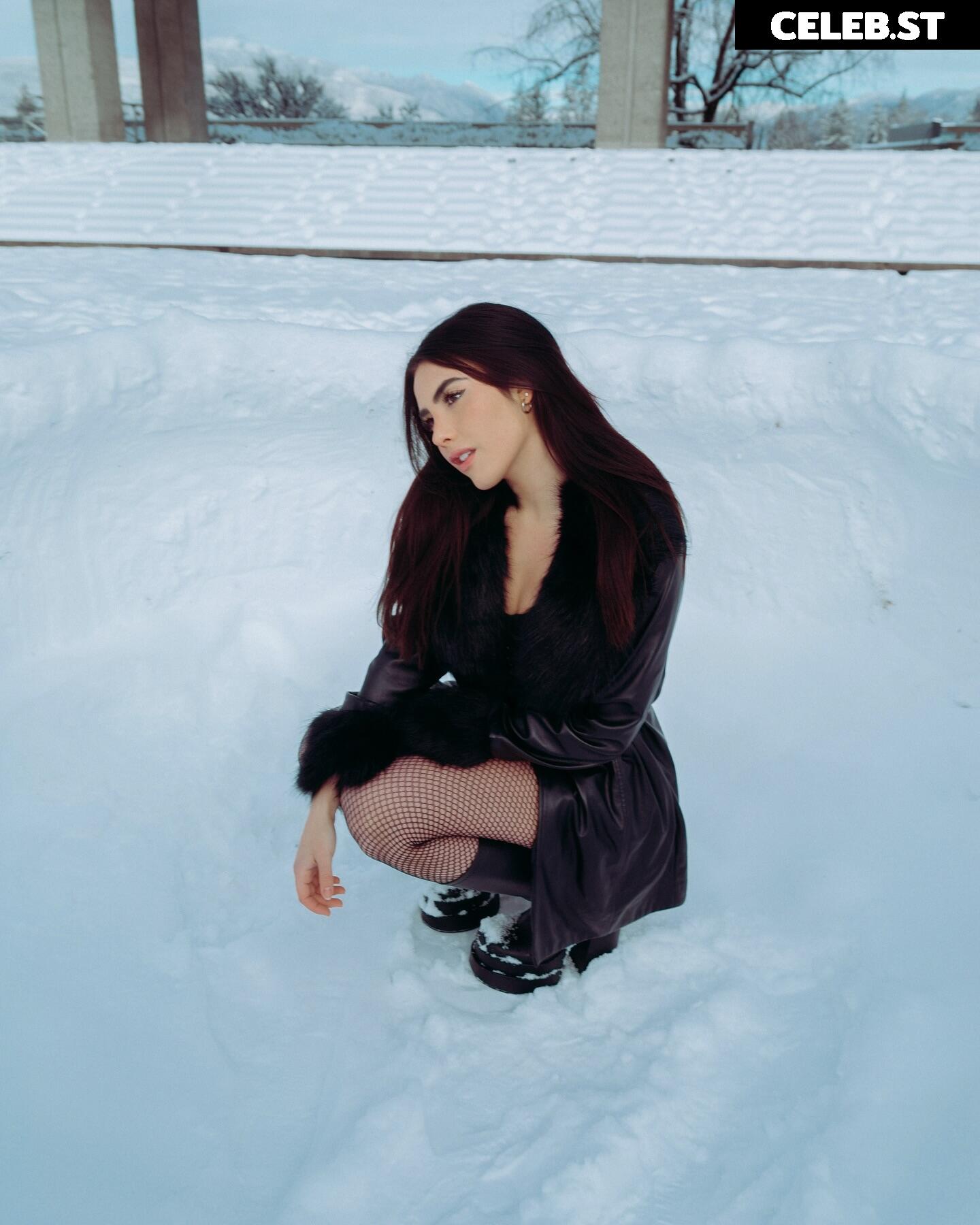 Andrea Botez (leaks = ban) Image 10933926