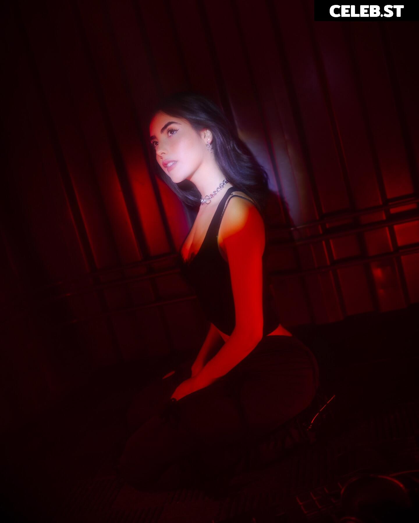 Andrea Botez (leaks = ban) Image 10933962