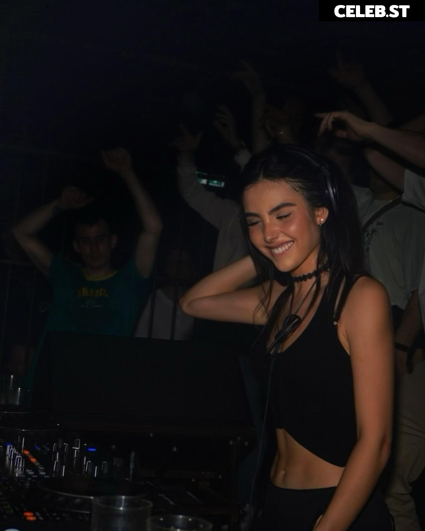 Andrea Botez (leaks = ban) Image 10933954