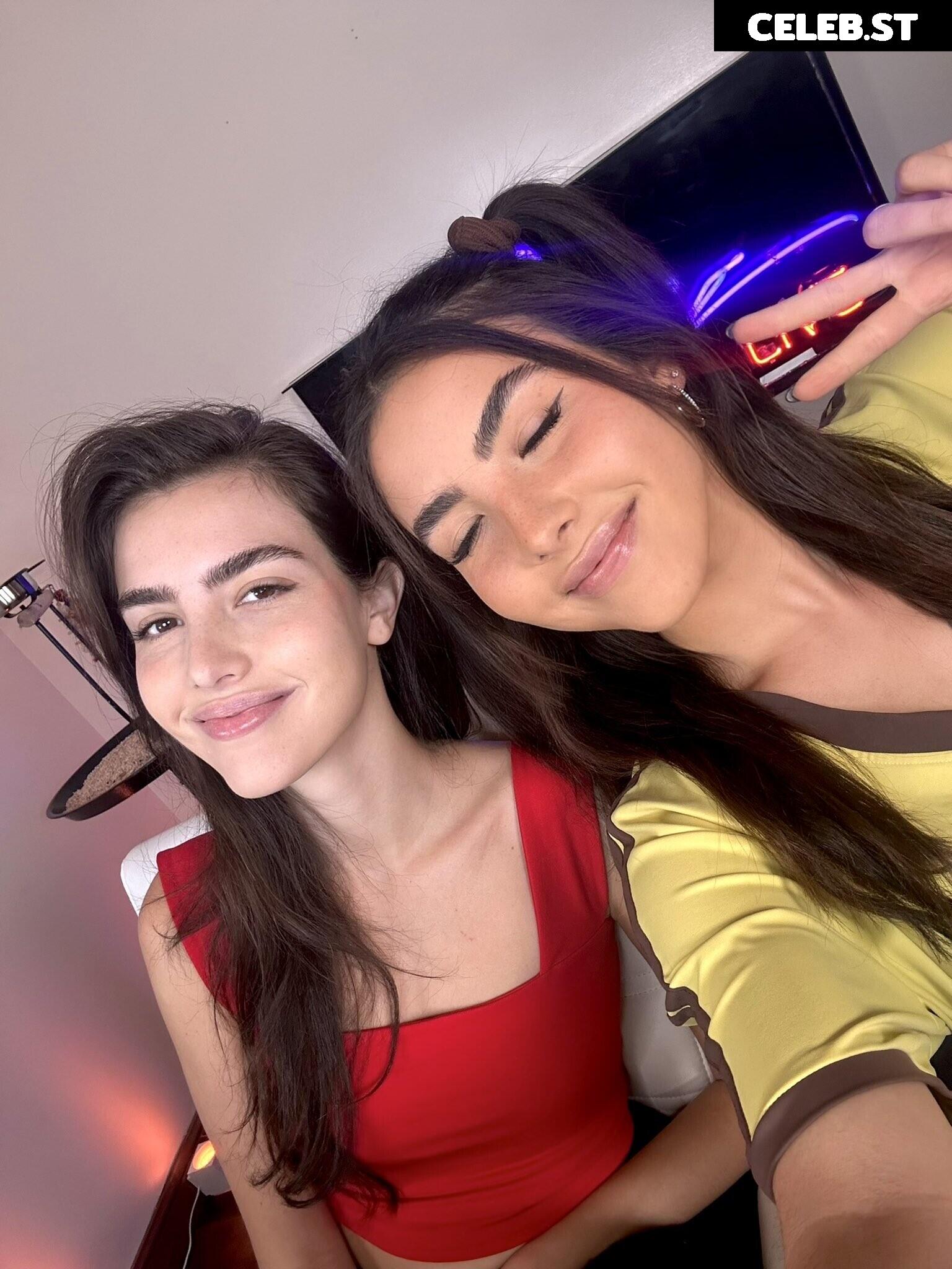 Andrea Botez (leaks = ban) Image 10933092