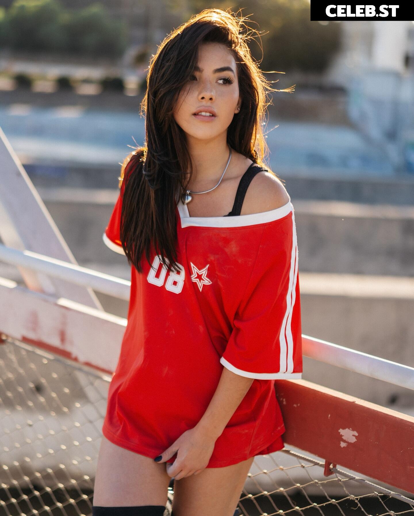 Andrea Botez (leaks = ban) Image 10933096
