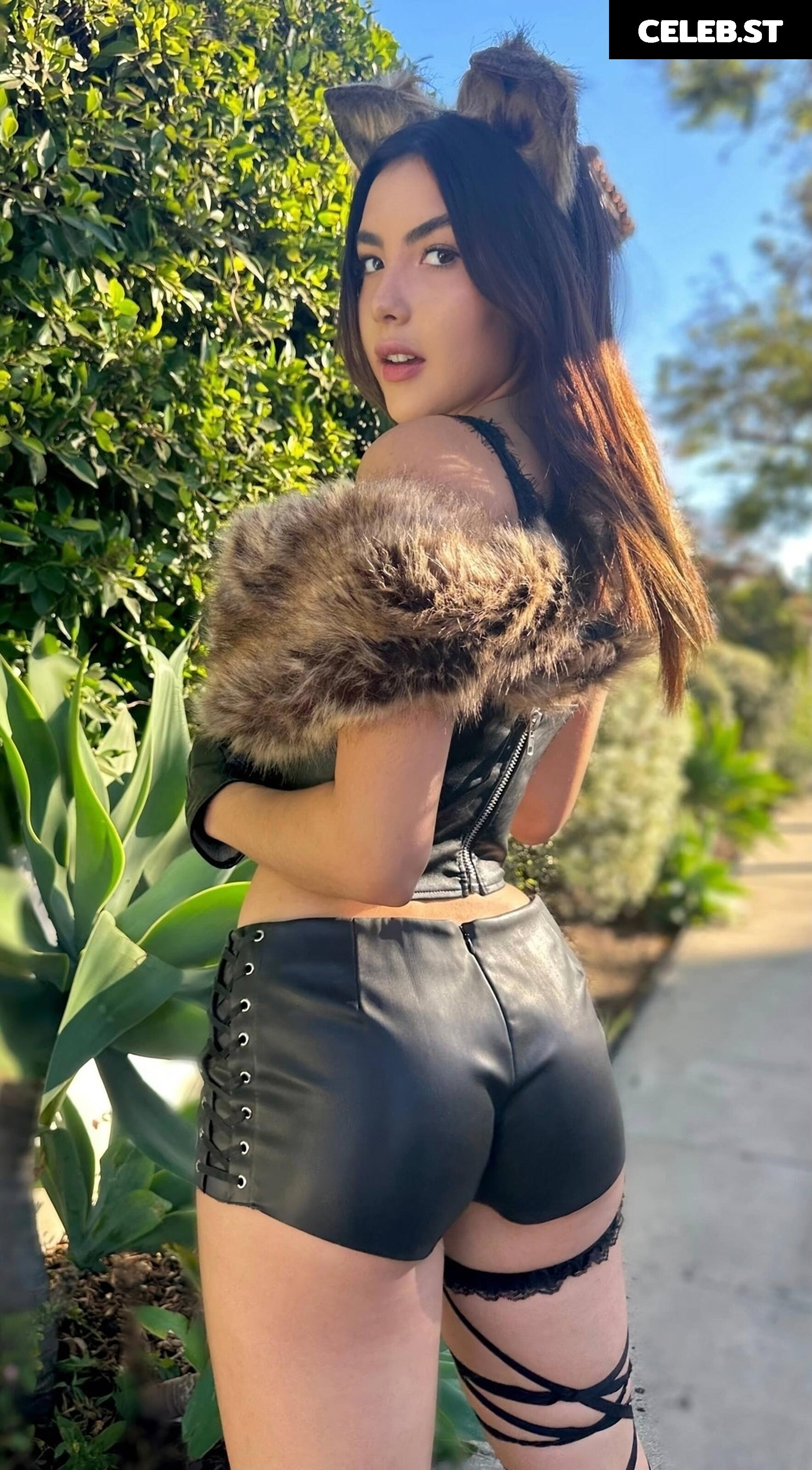 Andrea Botez (leaks = ban) Image 10933336