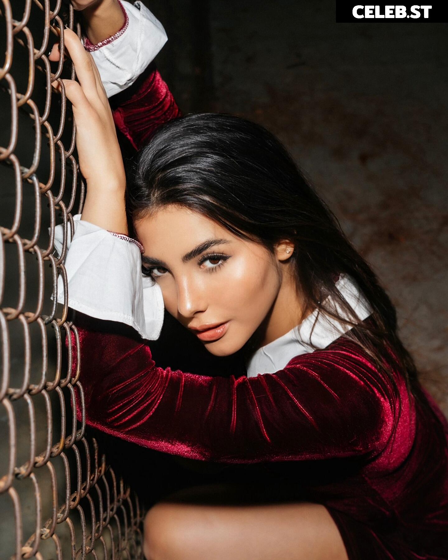 Andrea Botez (leaks = ban) Image 10932637