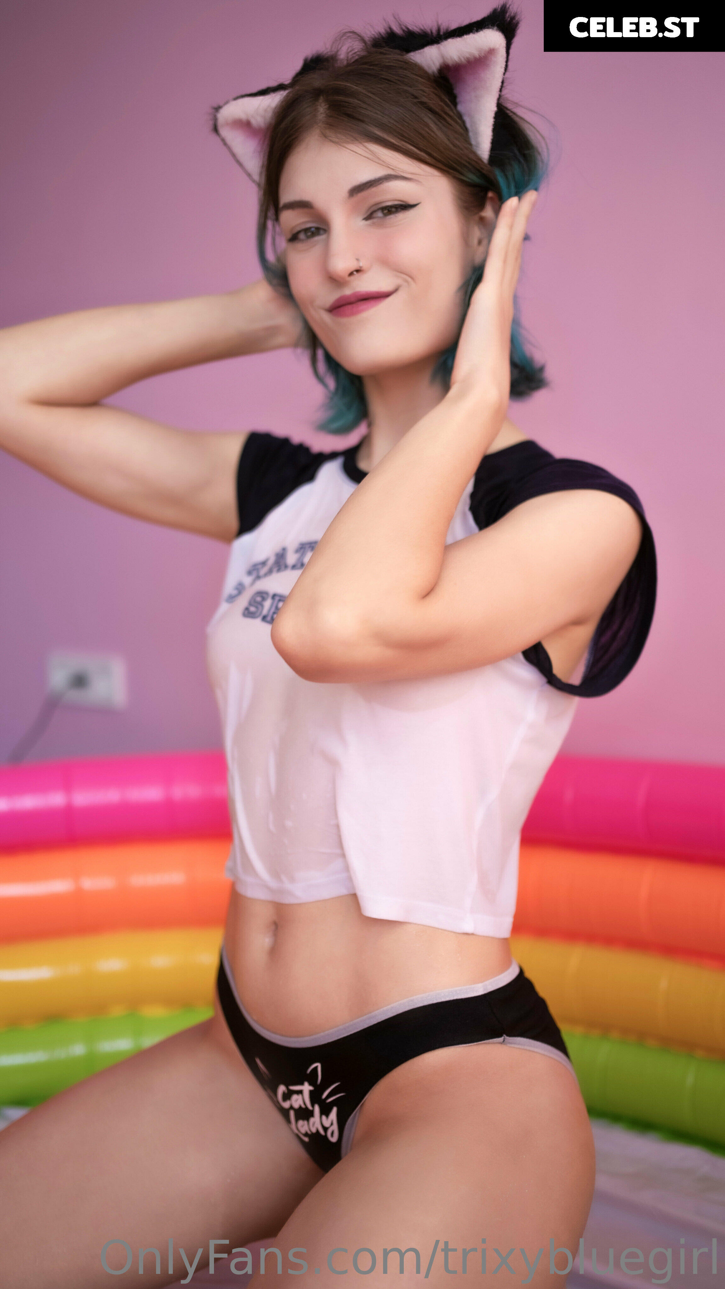 trixyblue Image 1087124