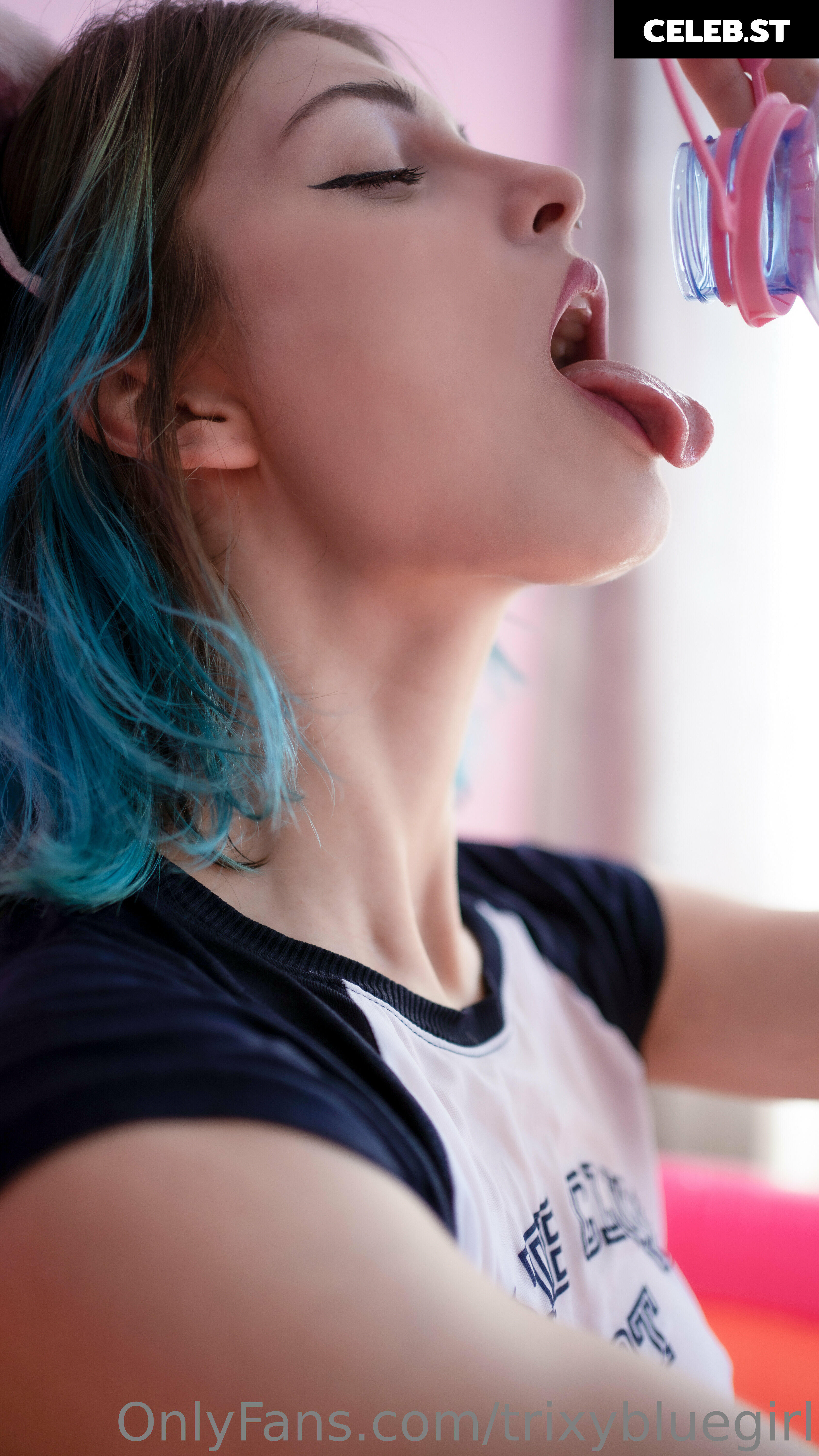 trixyblue Image 1087004