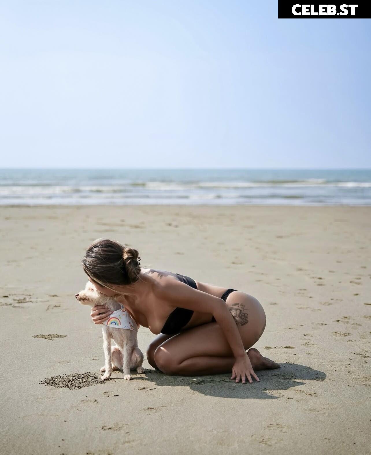 sandy.abcd Image 10873562