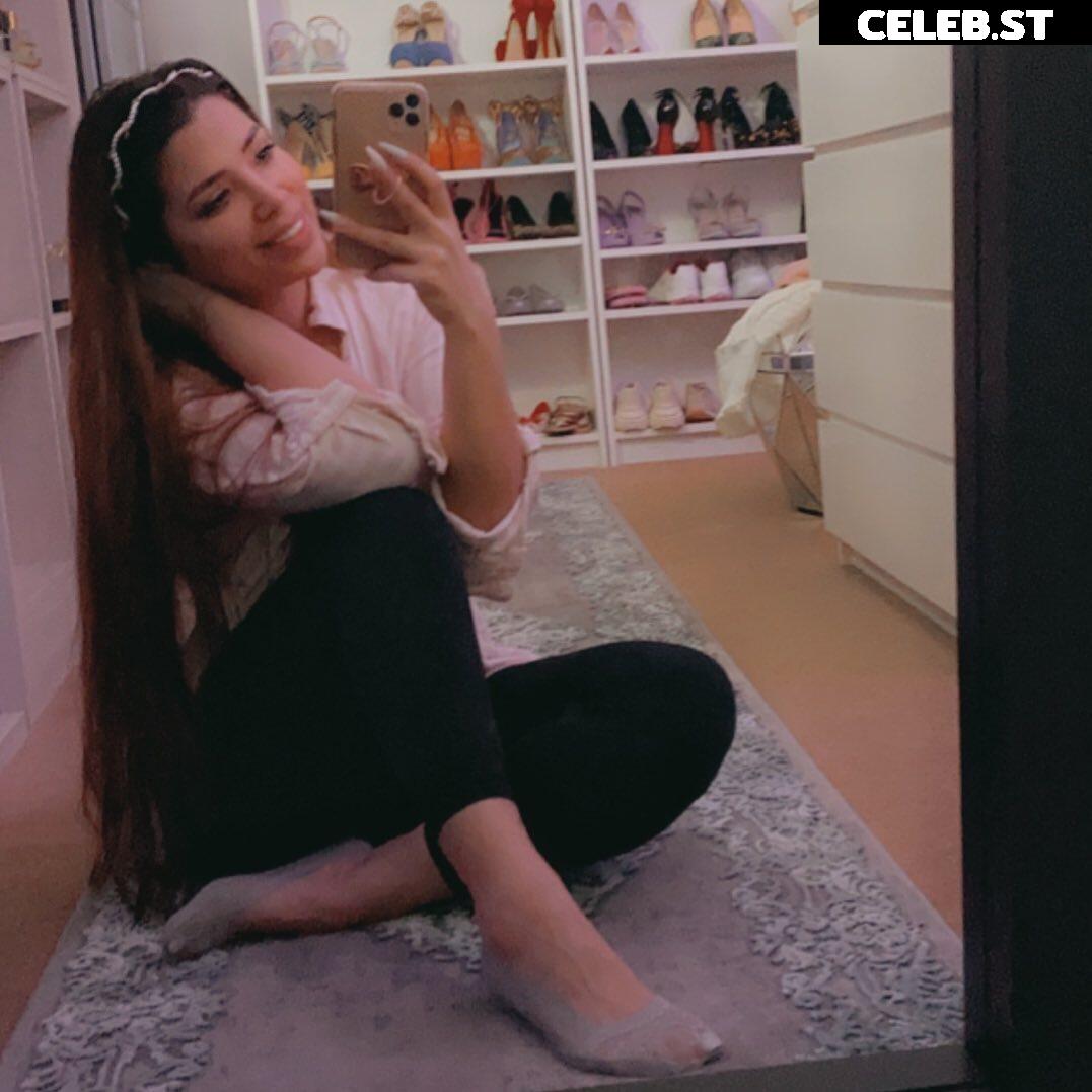 Mizz Ellaa ASMR Image 10810830