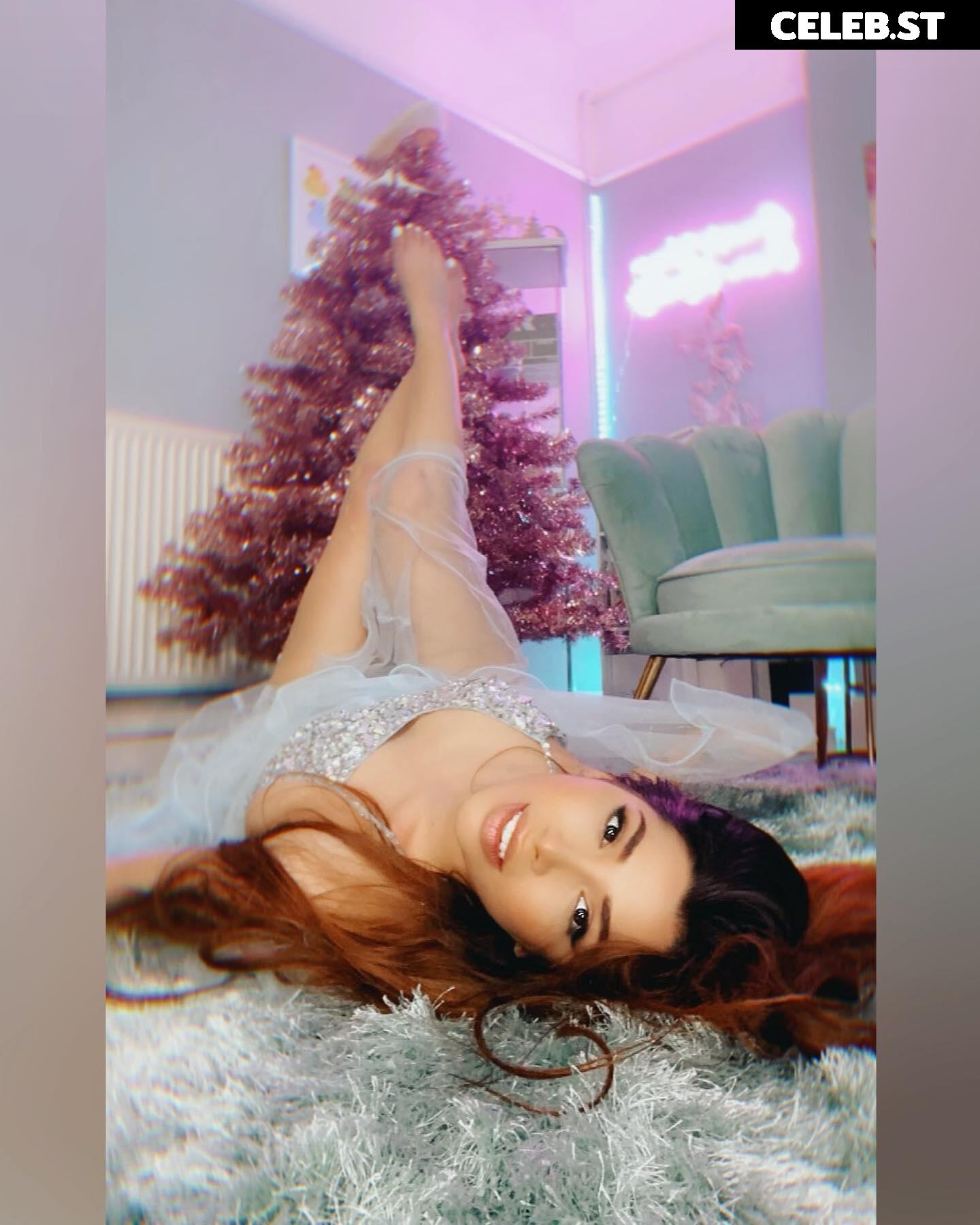 Mizz Ellaa ASMR Image 10810850