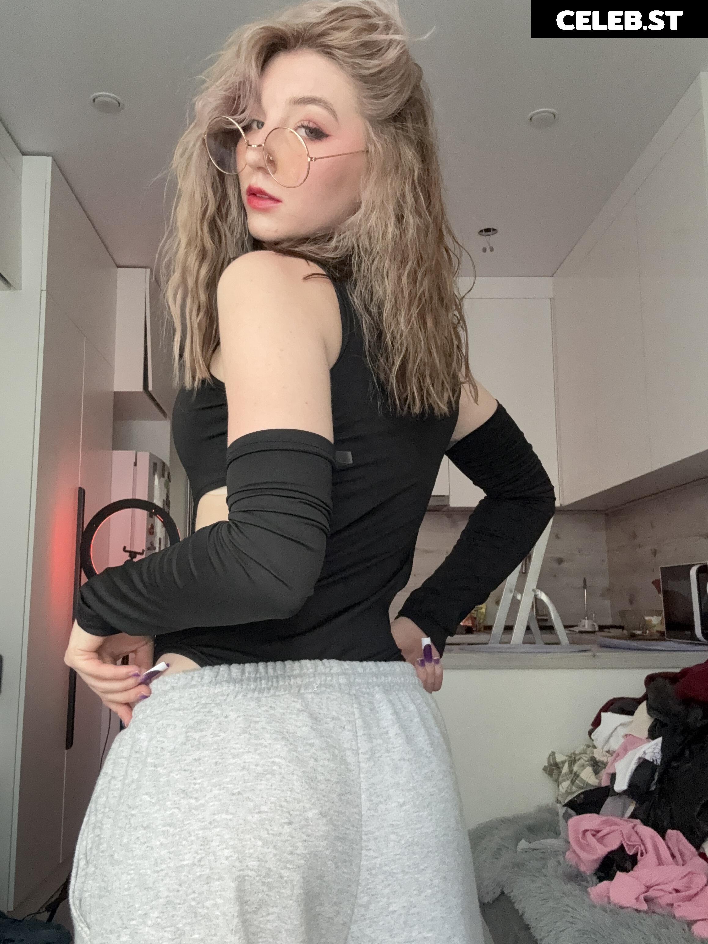 _perfectly._ Image 10756203