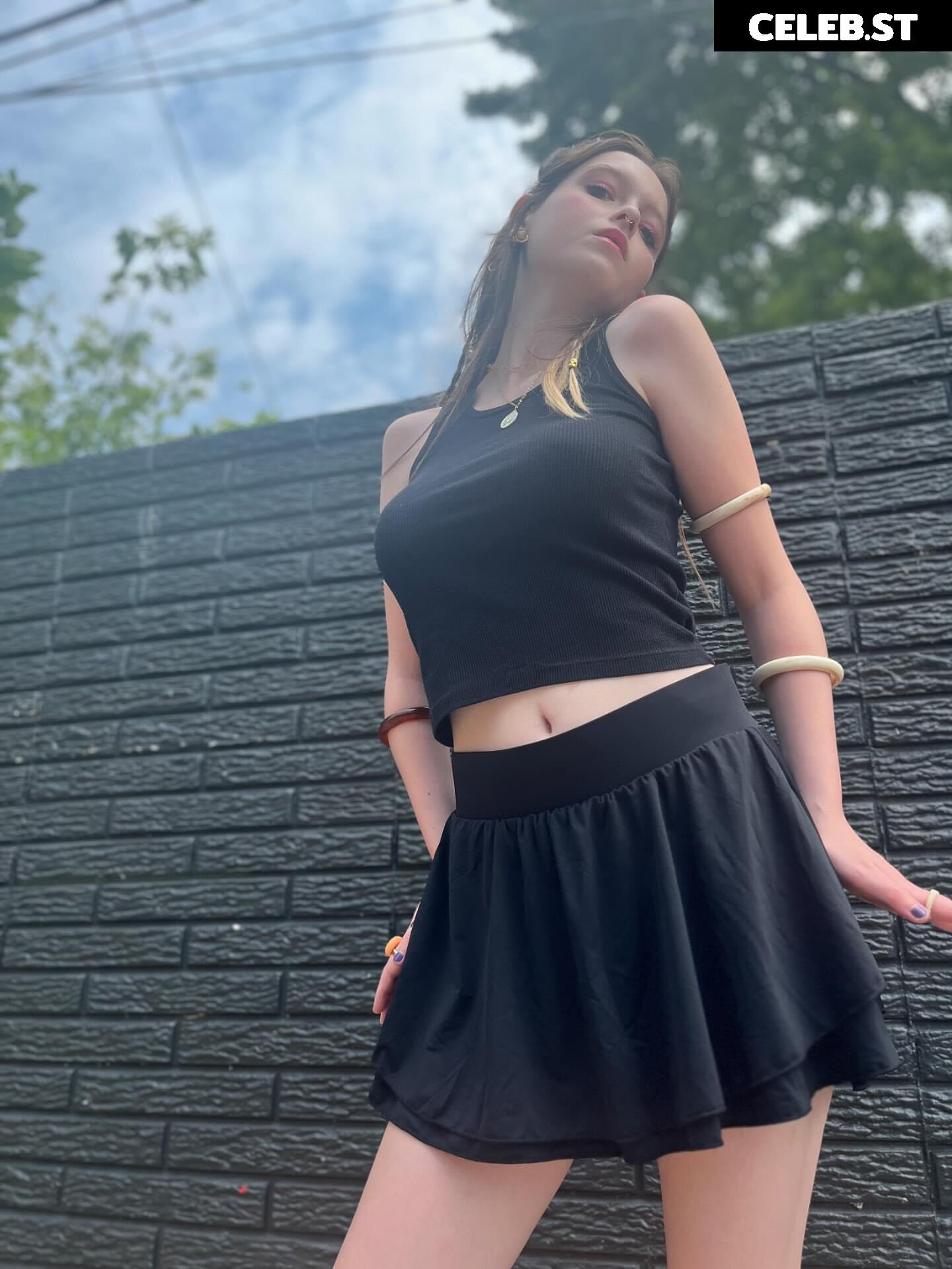 unoangryone | vonthedon | Veronica Image 10773472