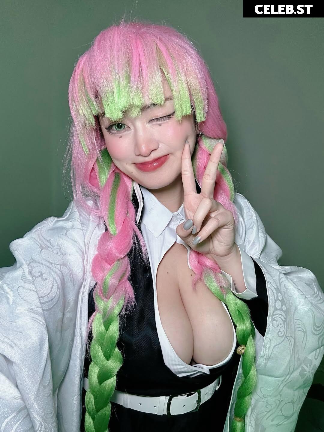 ammeerrss | waifuamerz Image 10746500