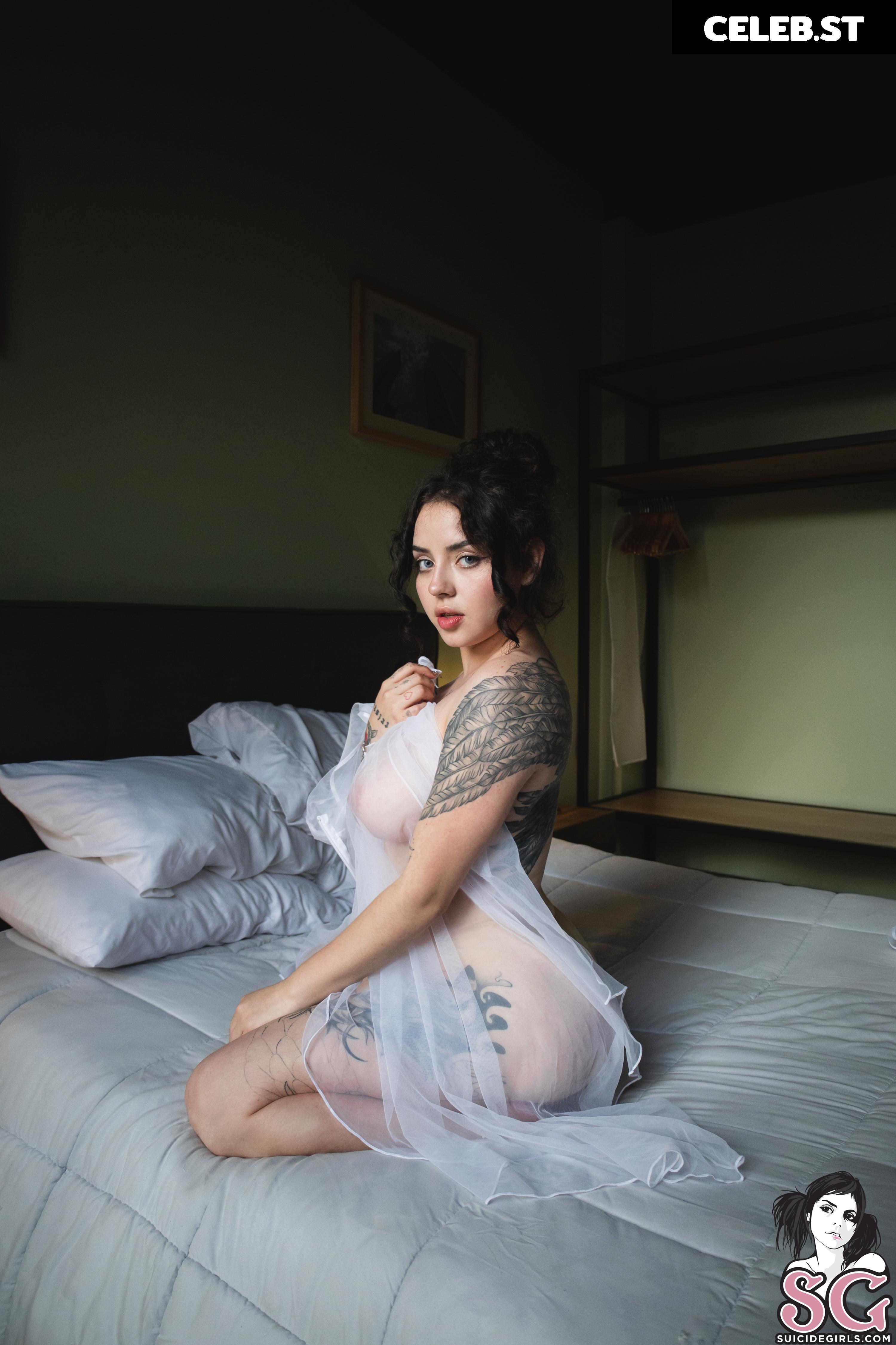 Neveska Martinez Image 10740302