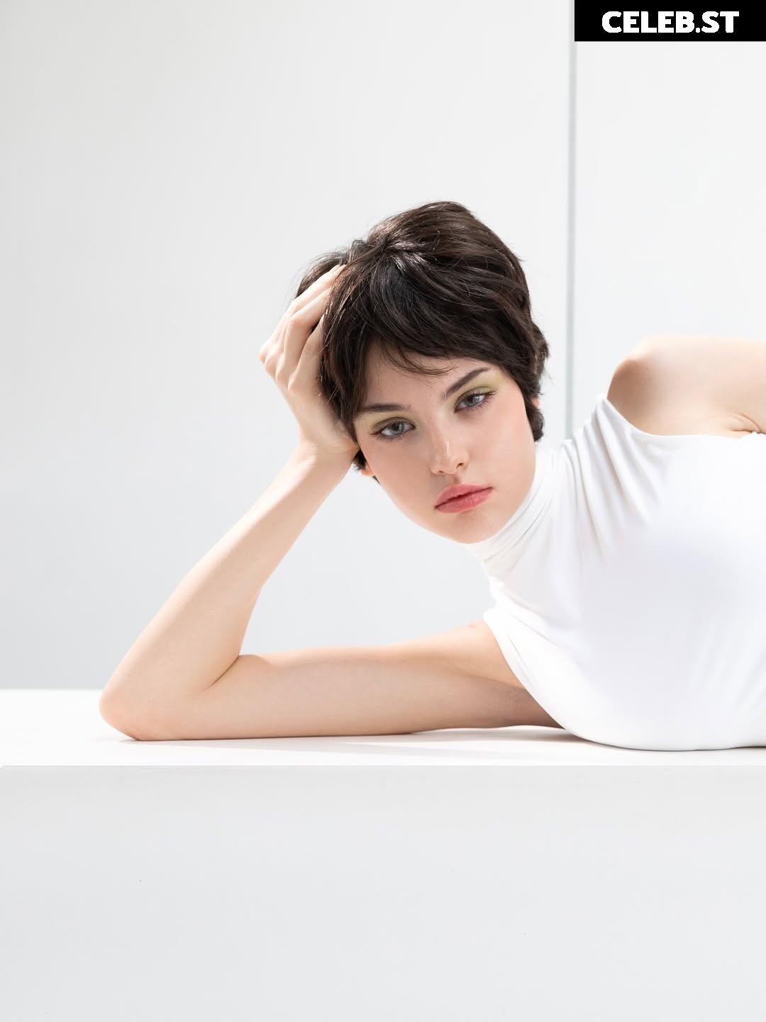 Sonya Zoloeva Image 10742959