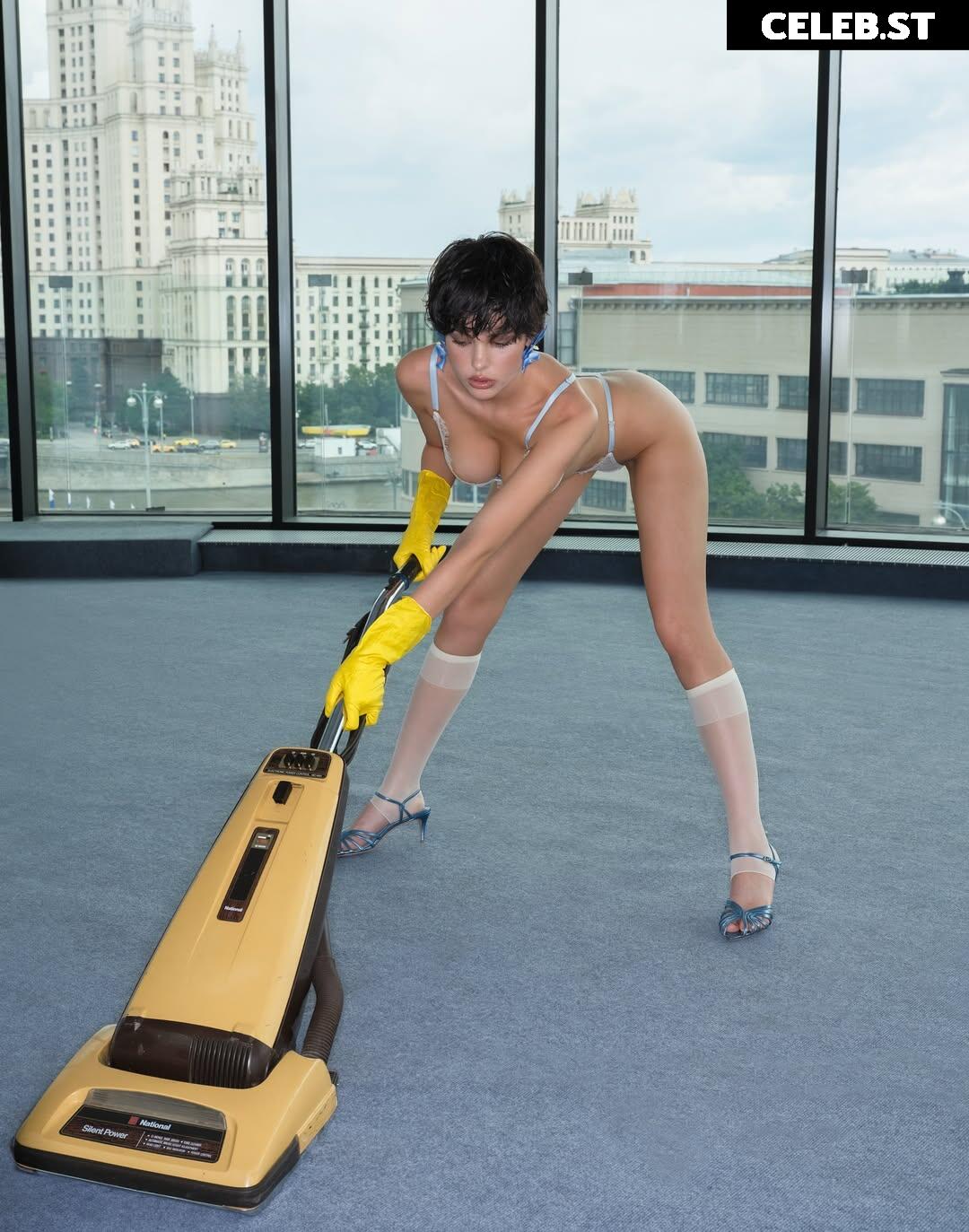 Sonya Zoloeva Image 10742943