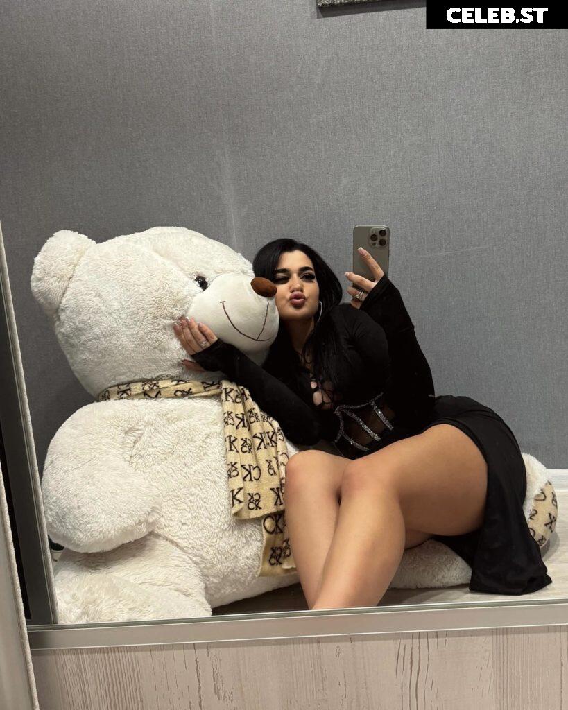 _.Lyuda._ / _.lyudka._1 / big mama Image 10749994