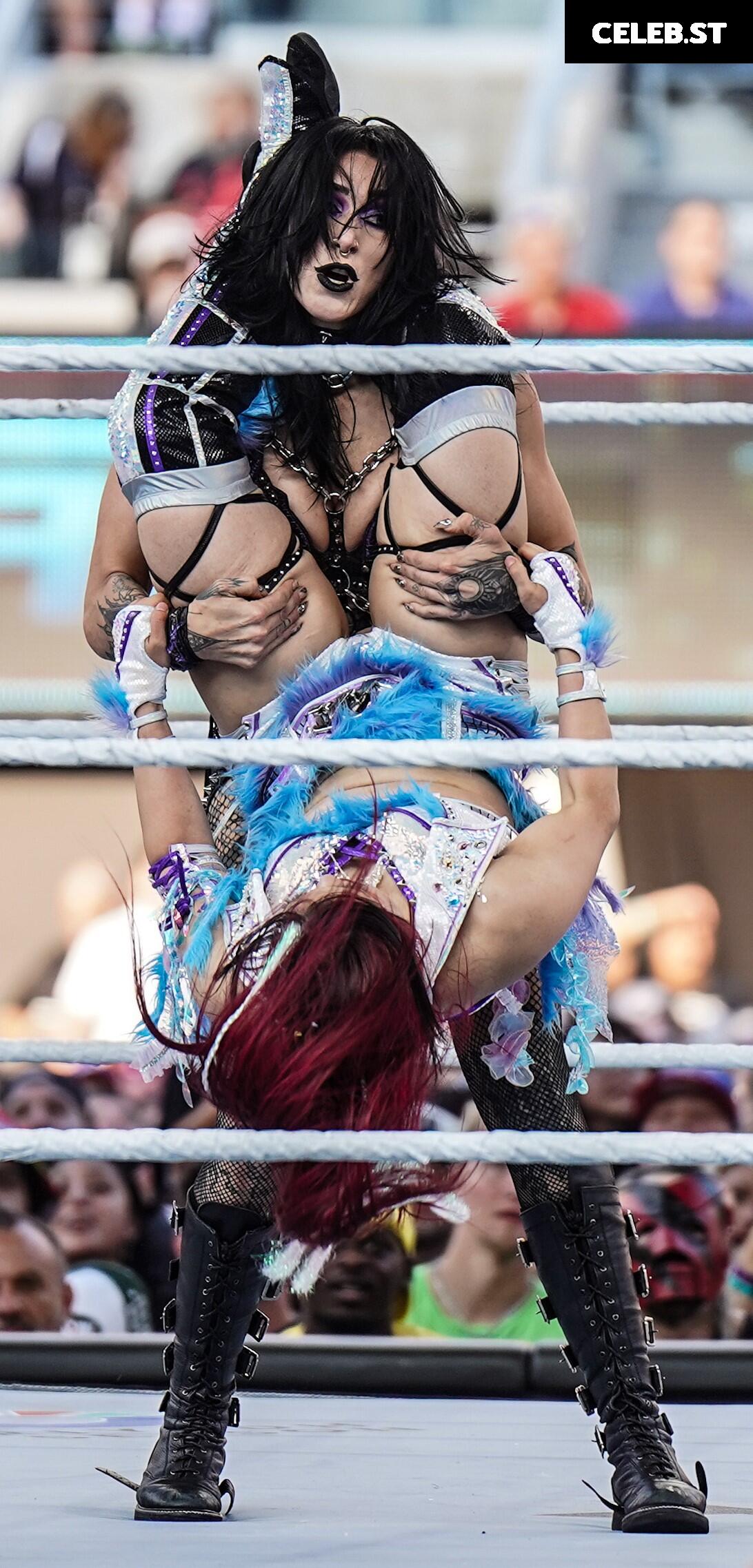 IYO SKY / Io Shirai Image 10715440