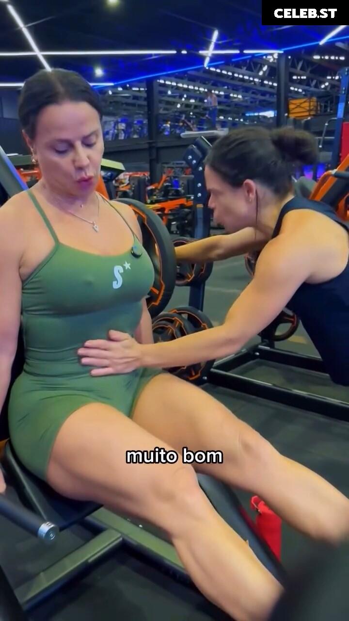 Viviane Araujo Image 10711091