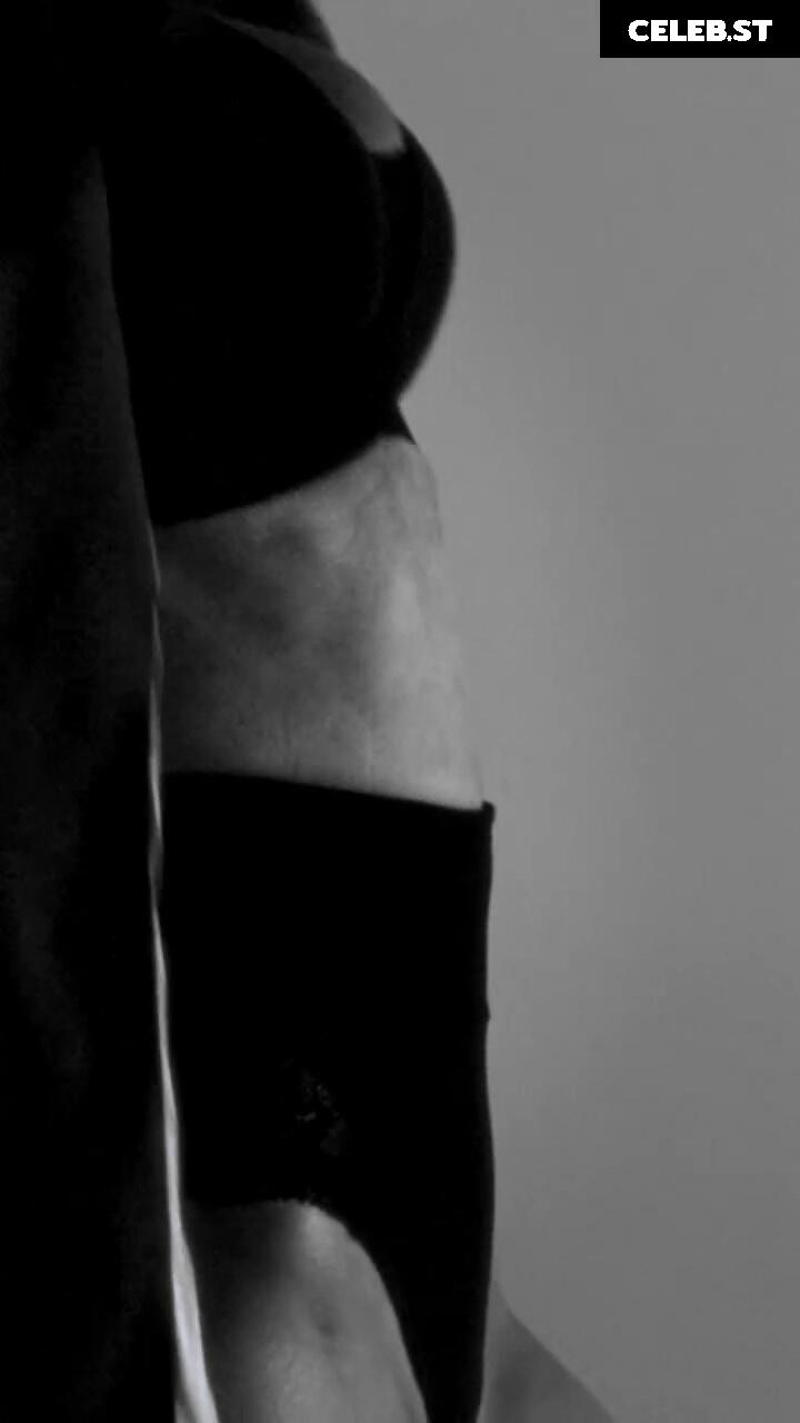 Paolla Oliveira Image 10710444