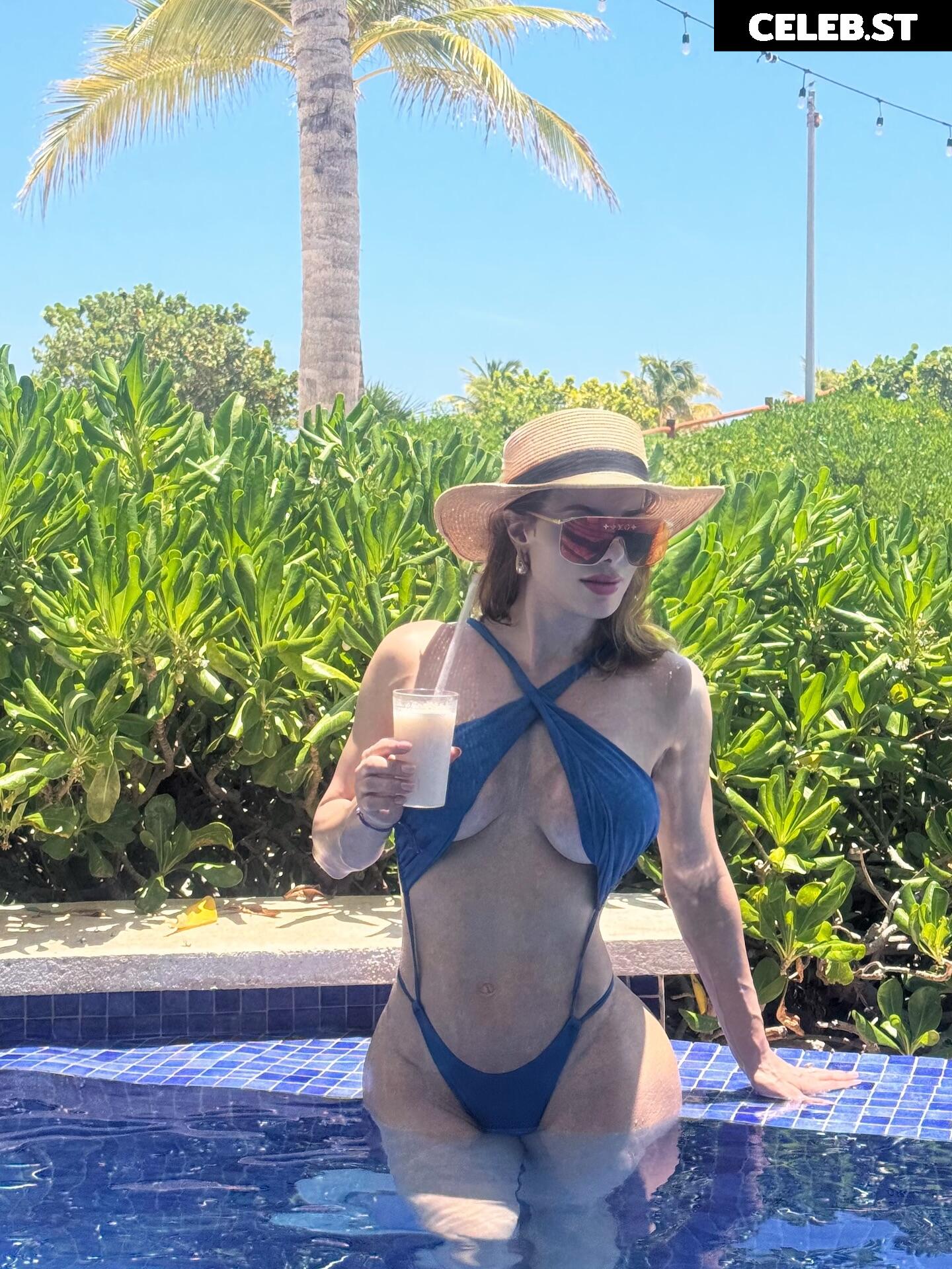 Deborah Albuquerque Image 10710475