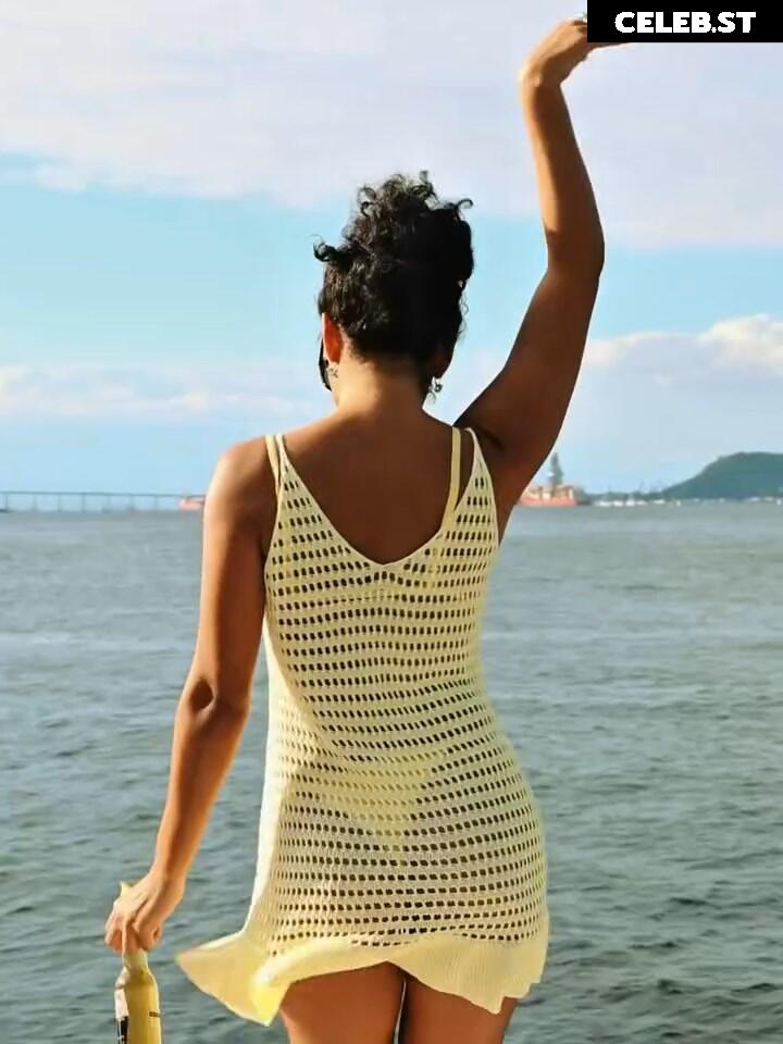 Bella Campos Image 10710274