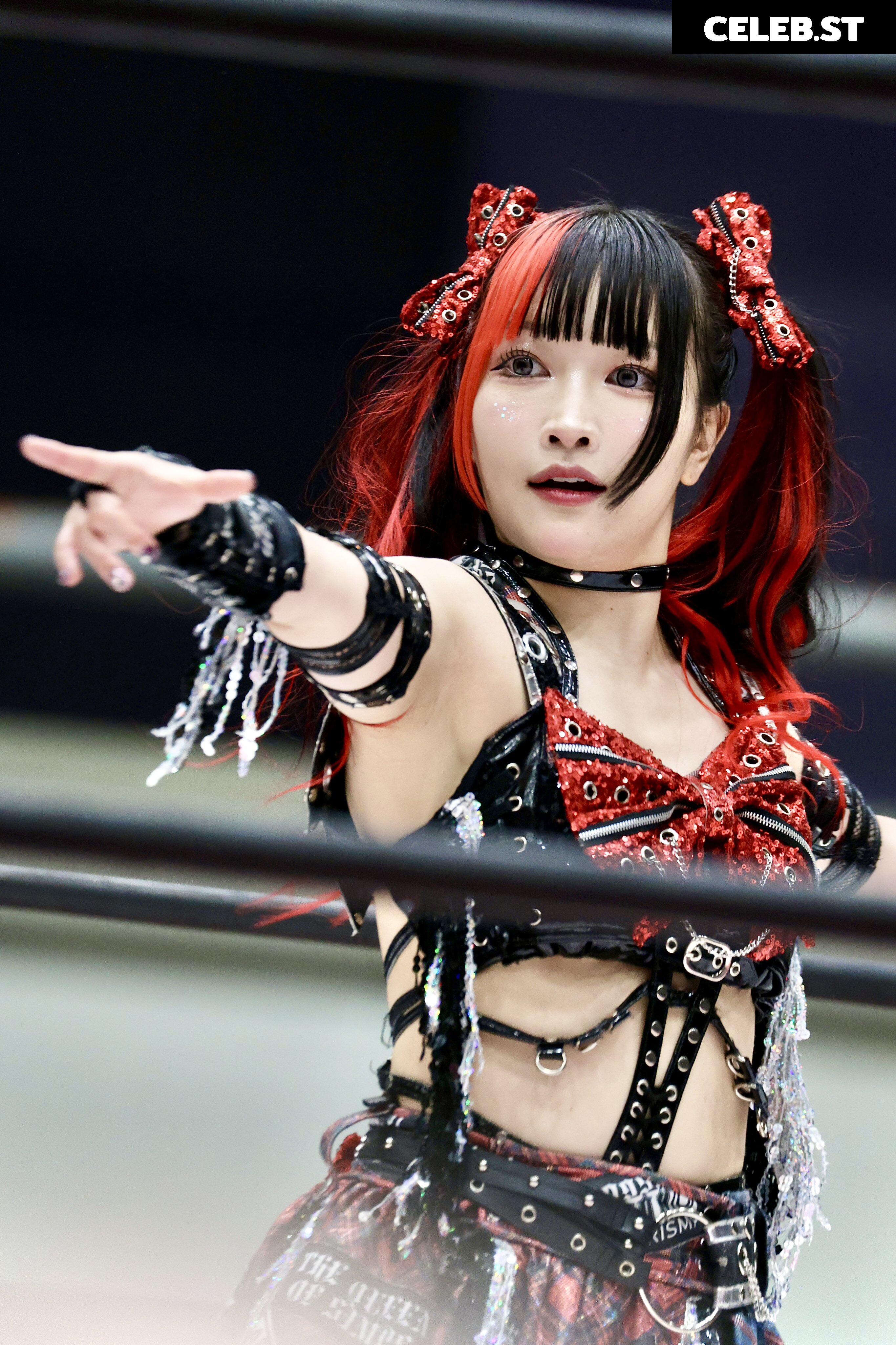 Maki Itoh Image 10713755