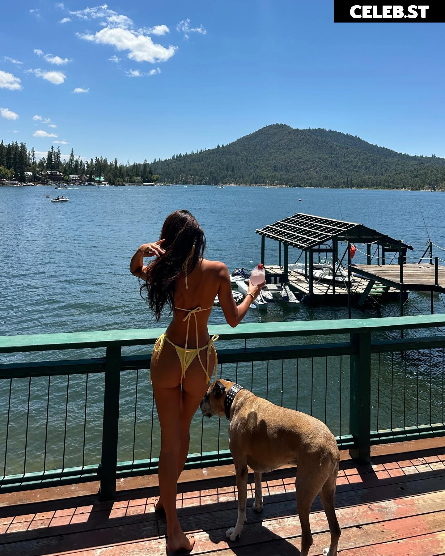 Jenn Lee / Jennifer Lee / jennleezy Image 10713294