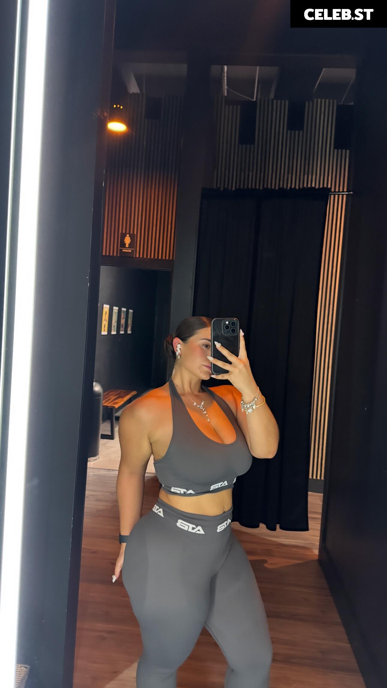 Jennieftb Image 10725366