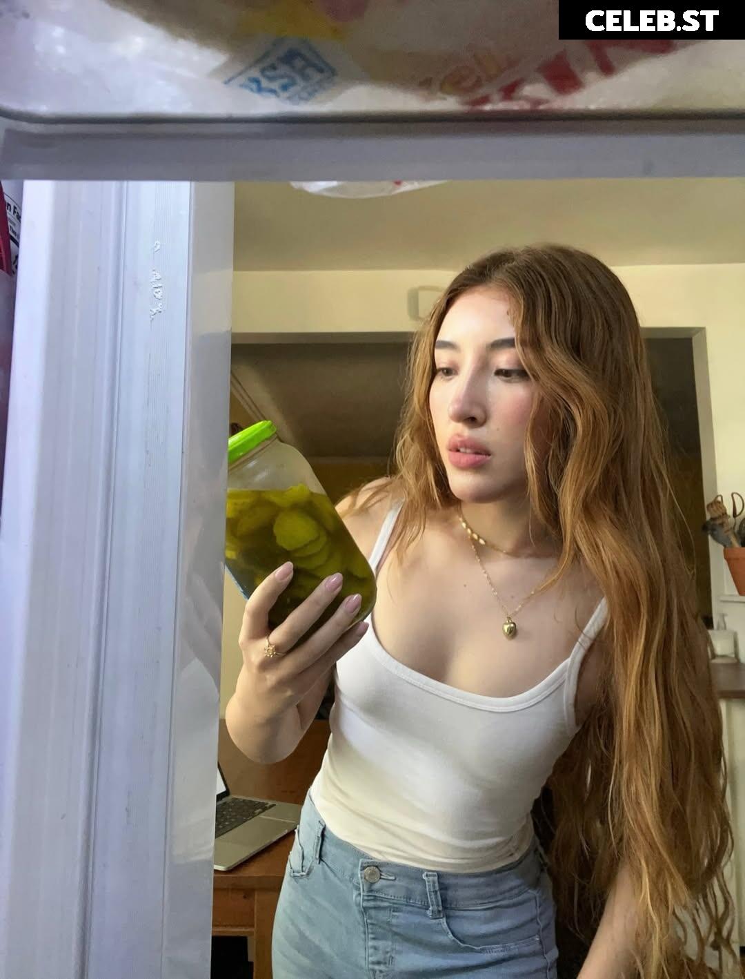 Sylvia Mari-Claire Image 10725359