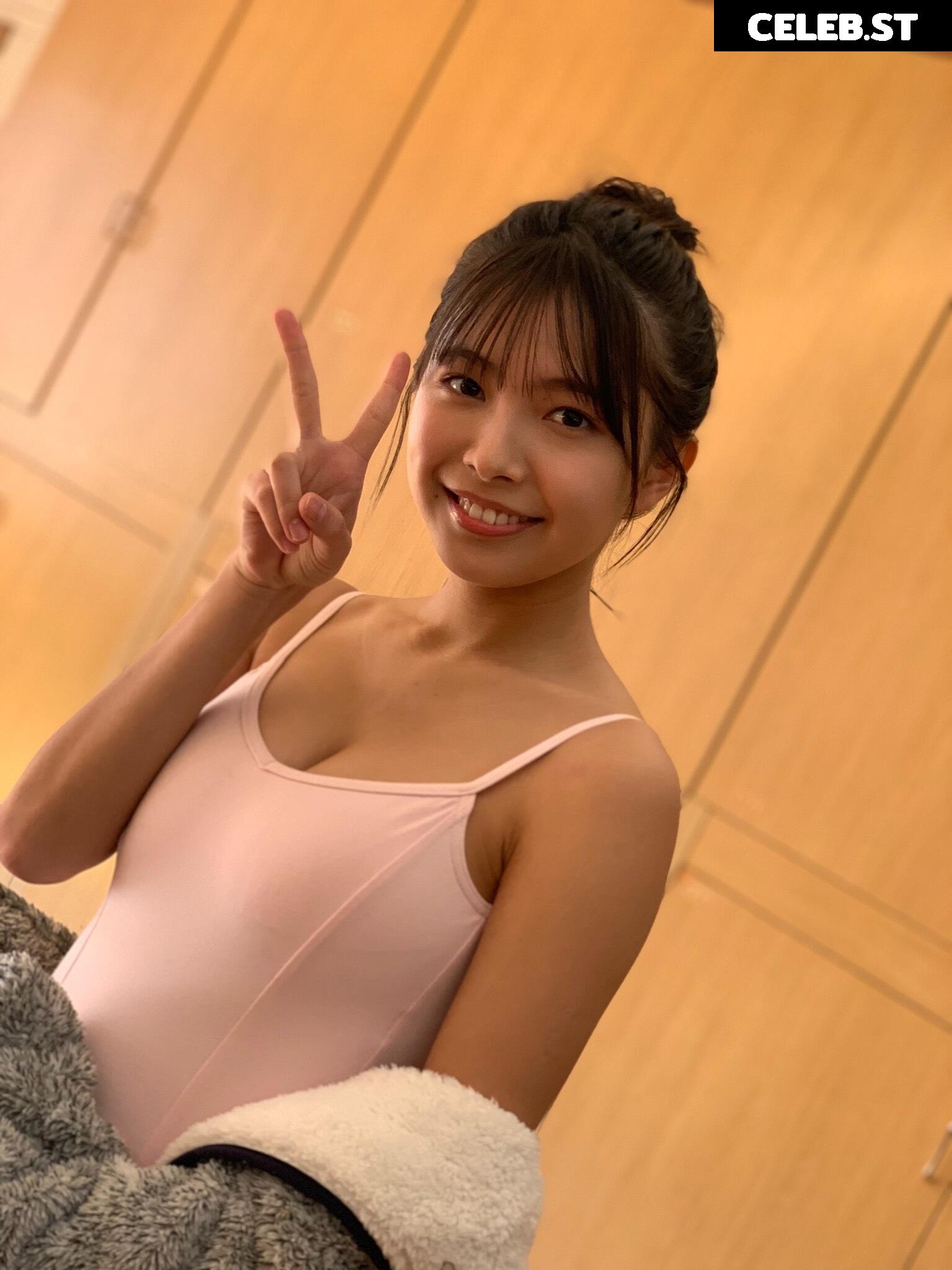 Rio Teramoto (Japanese Gravure Idol) Image 10727825