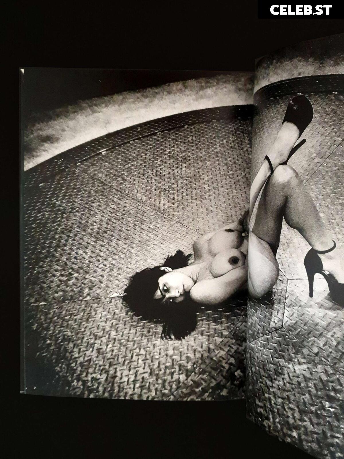 Bambi Watanabe 渡边万美 Image 10727687