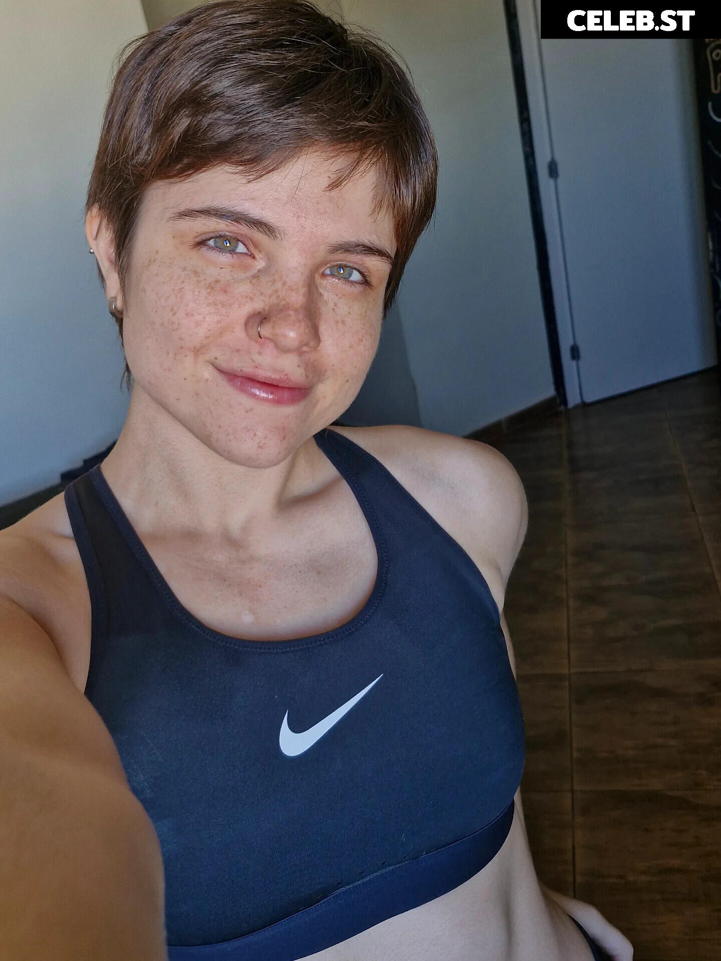 Cristinysam Image 10726049