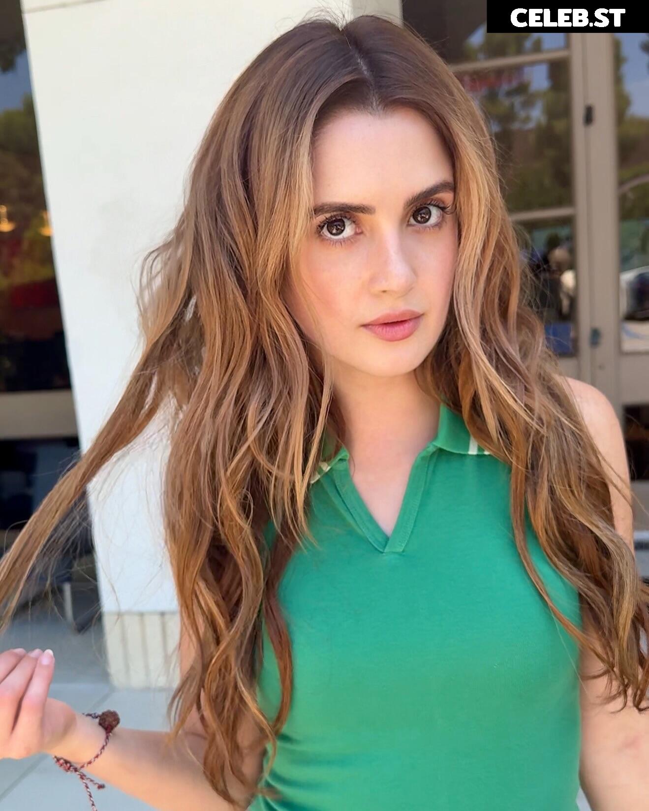Laura Marano Image 10721153
