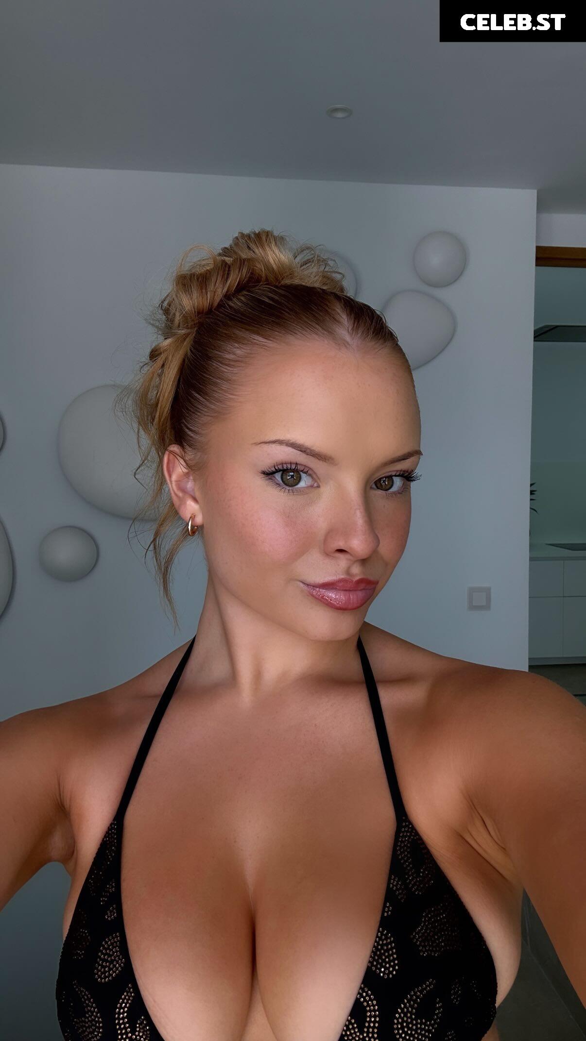 Elle Botterill Image 10723034