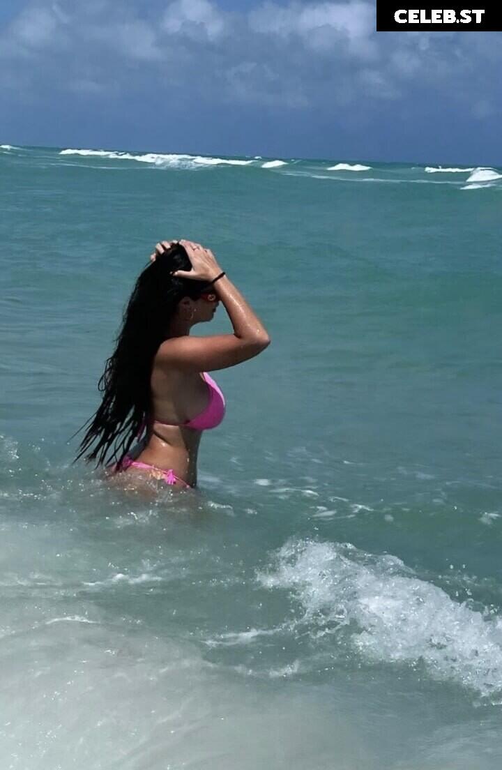 Candela Piani / candee_piani / candelapiani 🇦🇷 Image 10722503